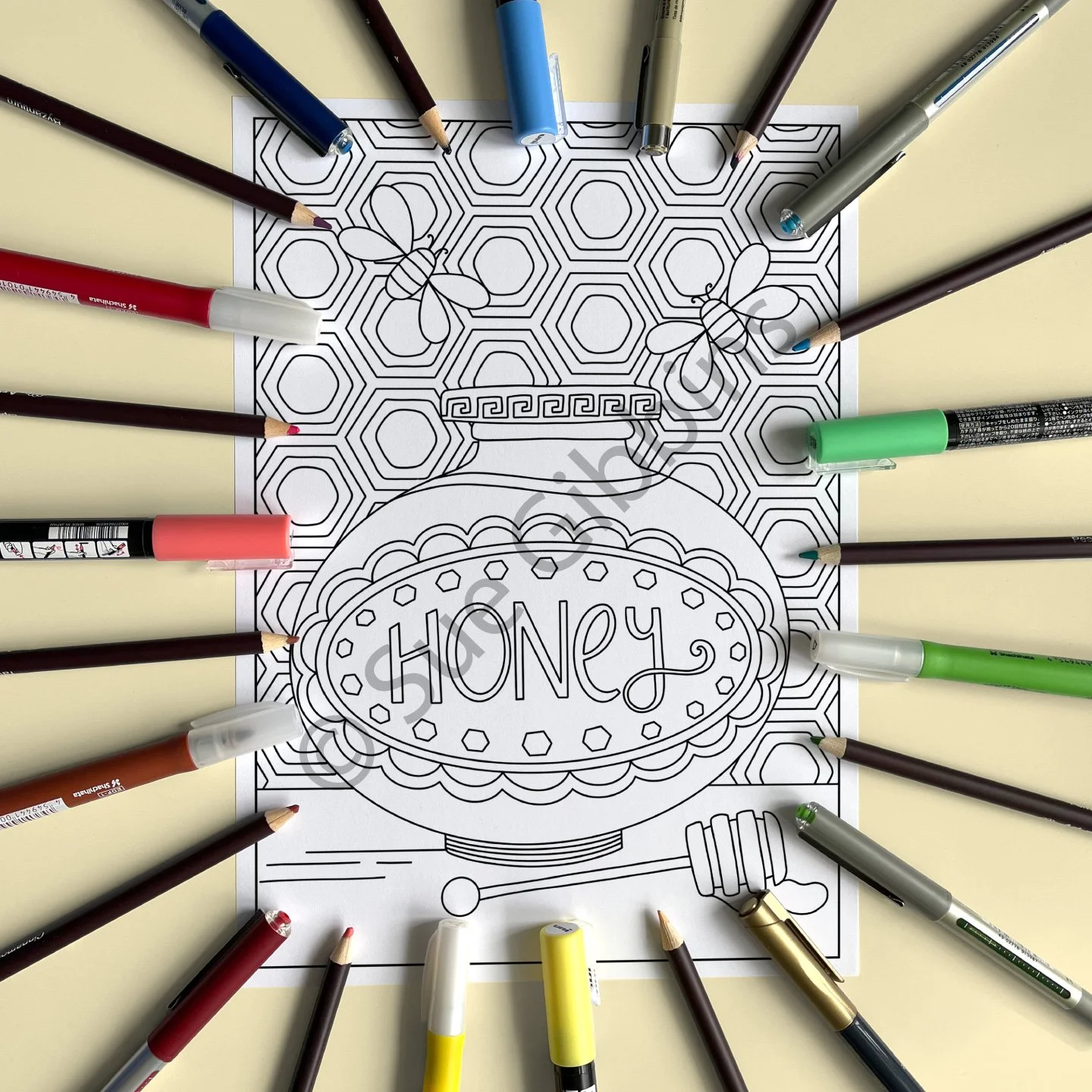 A4-PencilPen-Colouring_Honey.jpg