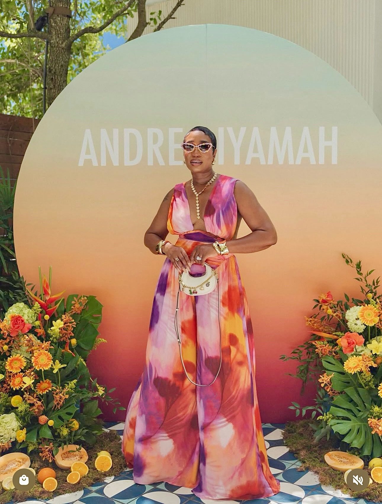 Summer has entered the chat&hellip; 
If you choose look 5 from my previous post then you were right&hellip; I wore the jumpsuit to the @andreaiyamah dinner. I love how flowy it is, the vibrant colors but I especially love this jumpsuit because the lo