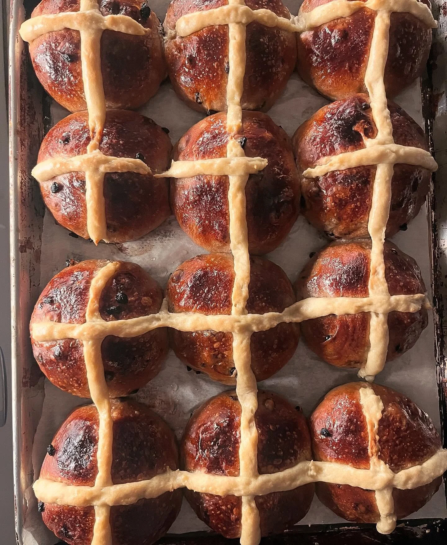 Happy April Fool&rsquo;s Day!
It&rsquo;s the last week to get Vegan Hit Cross Buns for the year! Get one at Ugly Duck today.
.
.
.
.
.
.
#hotcrossbuns #veganbaking #vegan #supportlocalbusiness #shoplocal