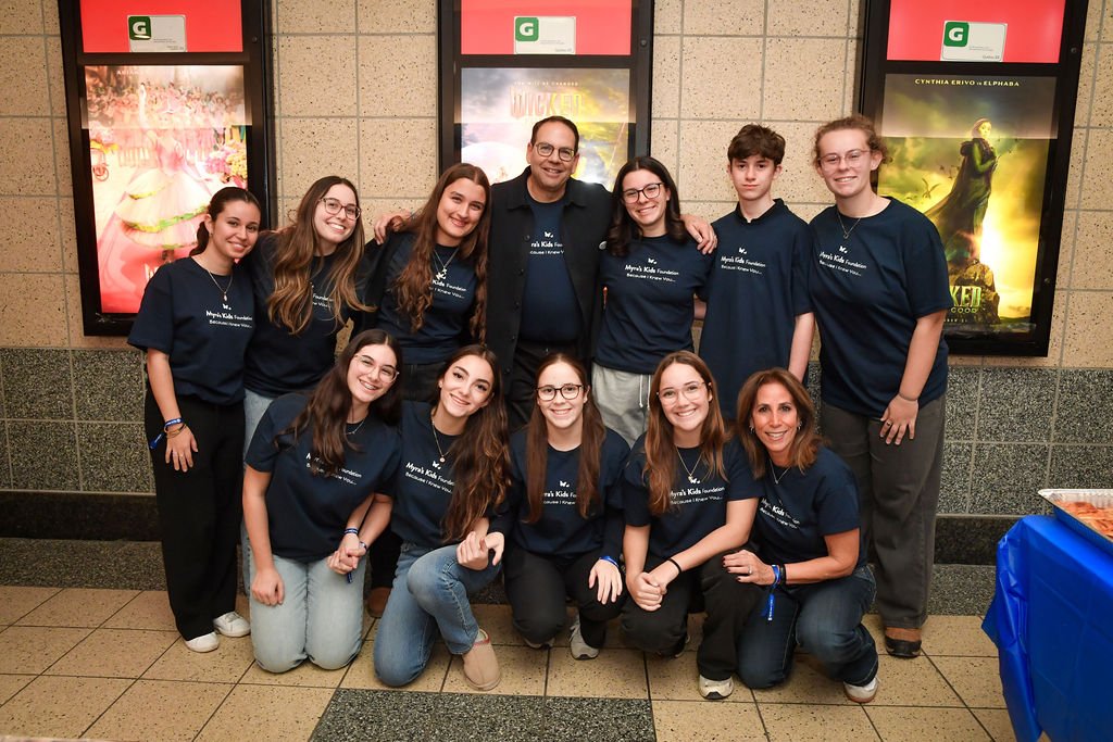 PBL-MyrasKidsWickedMovieEventNov2025-0024.jpg
