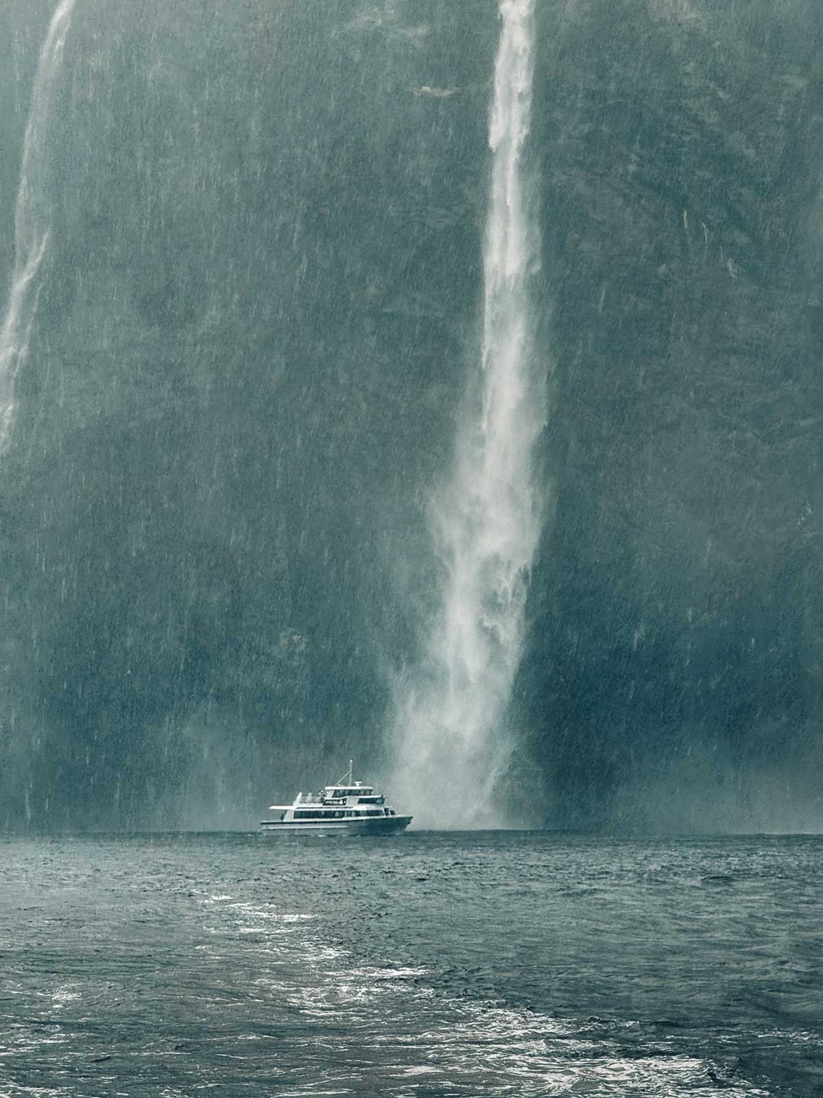 Travel-photography-new-zealand-nitish-waila-production-social media content creation-39.jpg