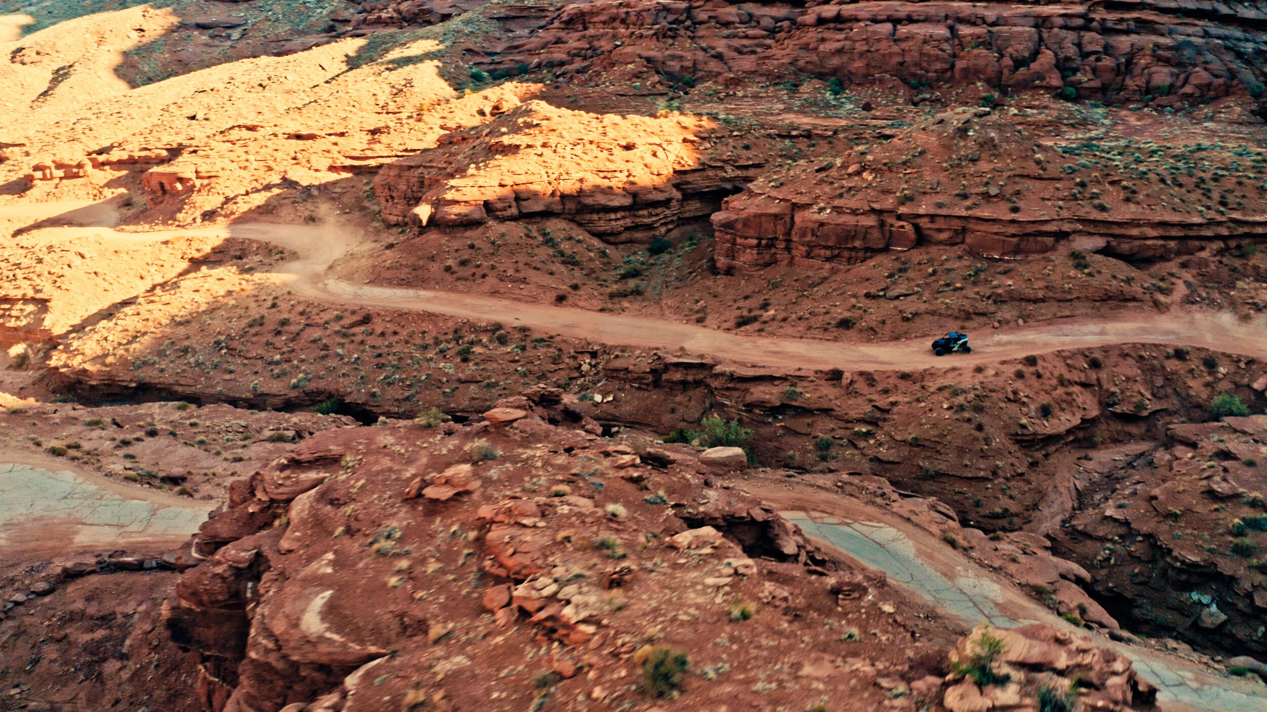 CANAM_3_V3.00_00_09_01.Still002.jpg