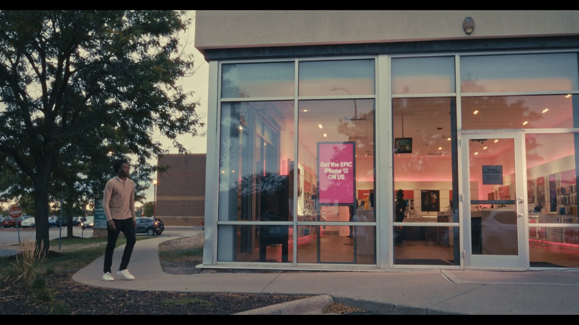 TMOBILE_STILLS__1.27.1.jpg