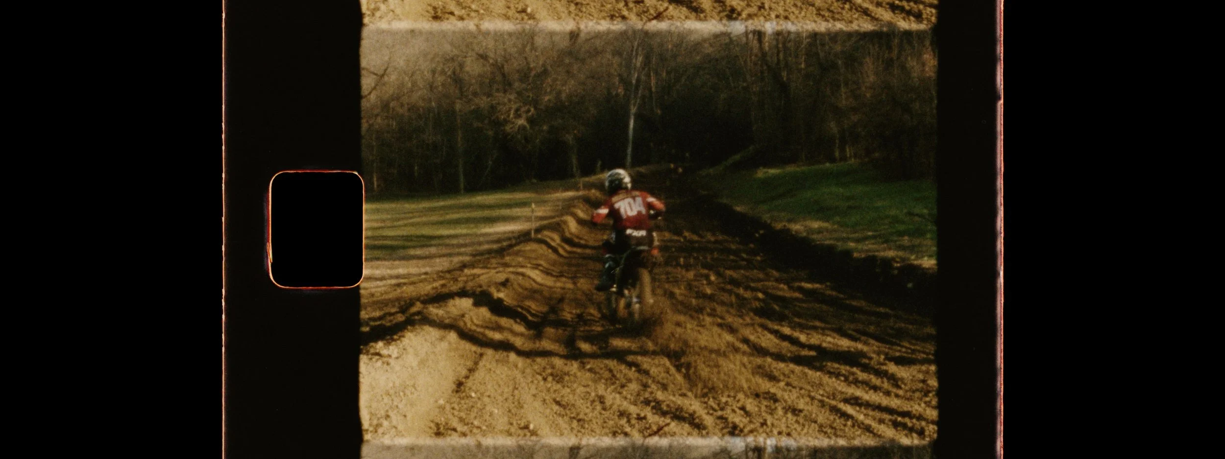 FRAMES.00_22_46_13.Still039.jpg