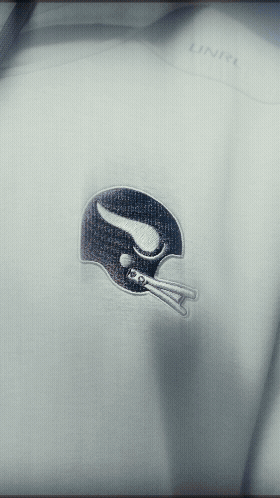 UNRL_NFL_2025_DROP05_TEASER02_9x16.gif