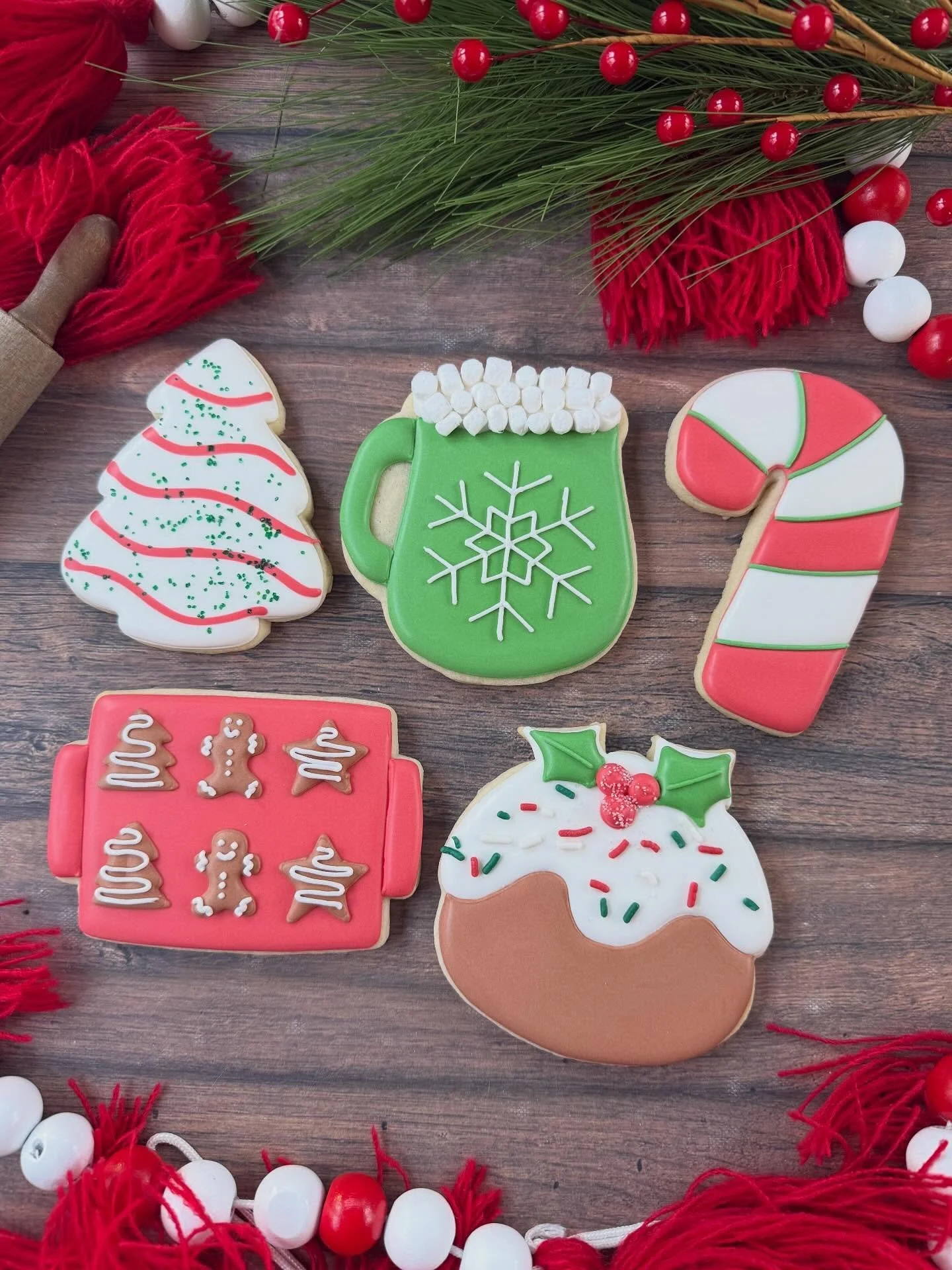 🎄✨ Christmas Treats Cookie Class! ✨🎄

Let&rsquo;s get festive! 💕 Join me Dec 12th at 6 PM at Spring Run Vineyards for a cozy night of cookie decorating + a hot cocoa bar ☕️🍪

We&rsquo;ll be making this adorable Christmas cookie set together &mdas