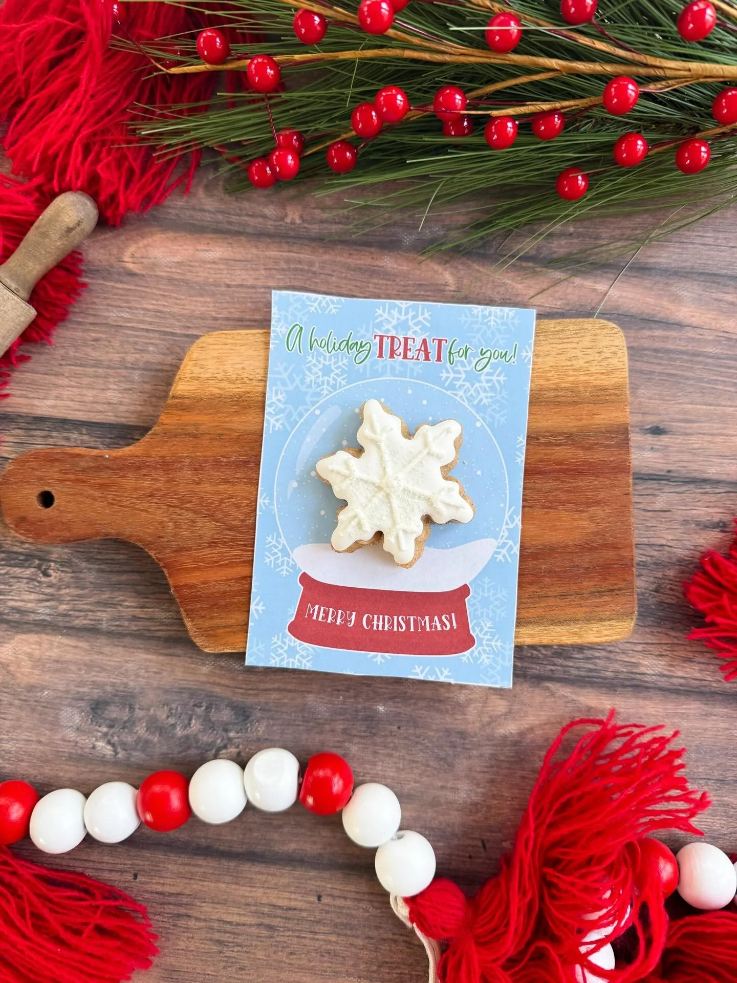 🎄🍪ATTENTION!!! Here are pictures of the cookies that will be in the presale TONIGHT at 7 PM. I have plenty of single cookies to go around BUT the sets are super limited! I&rsquo;m thankful for you all. I appreciate you fitting me in to be a part of