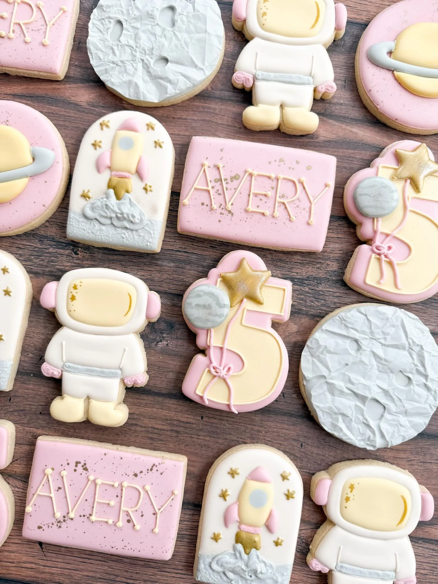 🪐🚀🔭👨&zwj;🚀