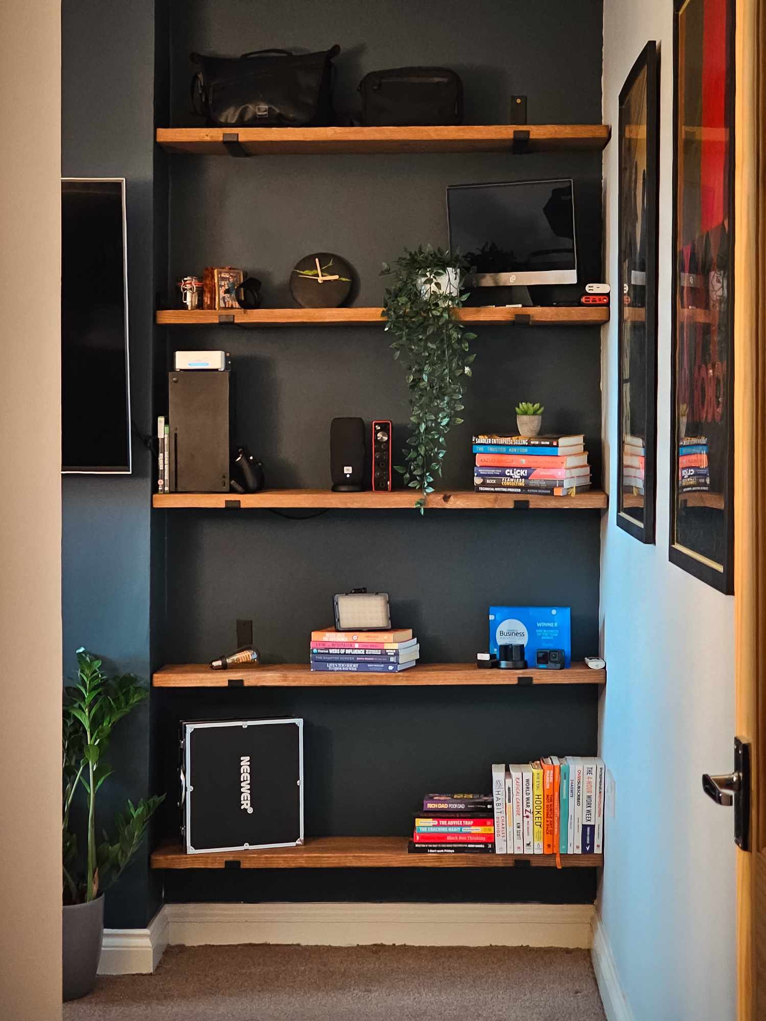 Wooden reclaimed shelf - oak stained.jpeg