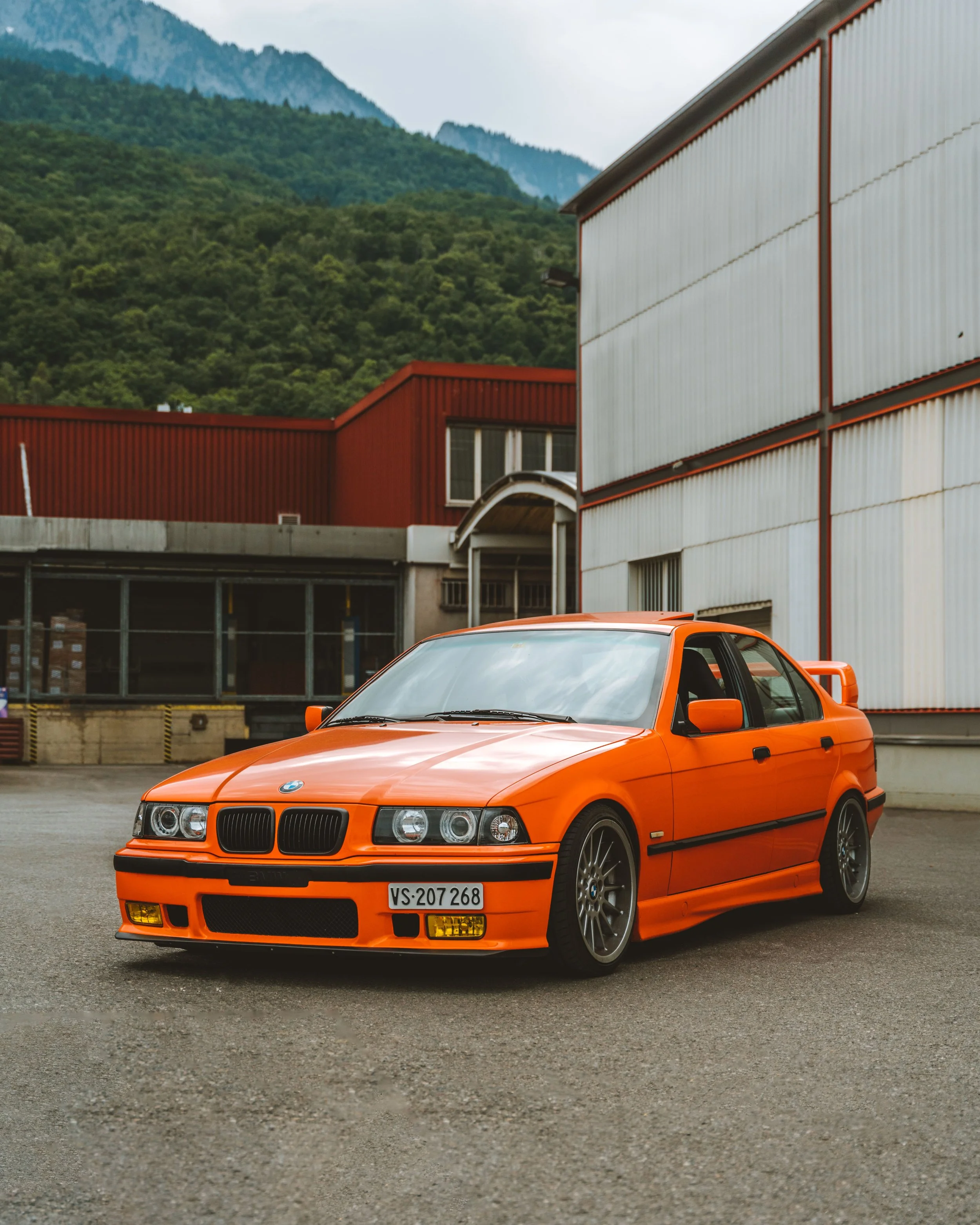 2022_05_22-BMW_325i_E36-18.jpg