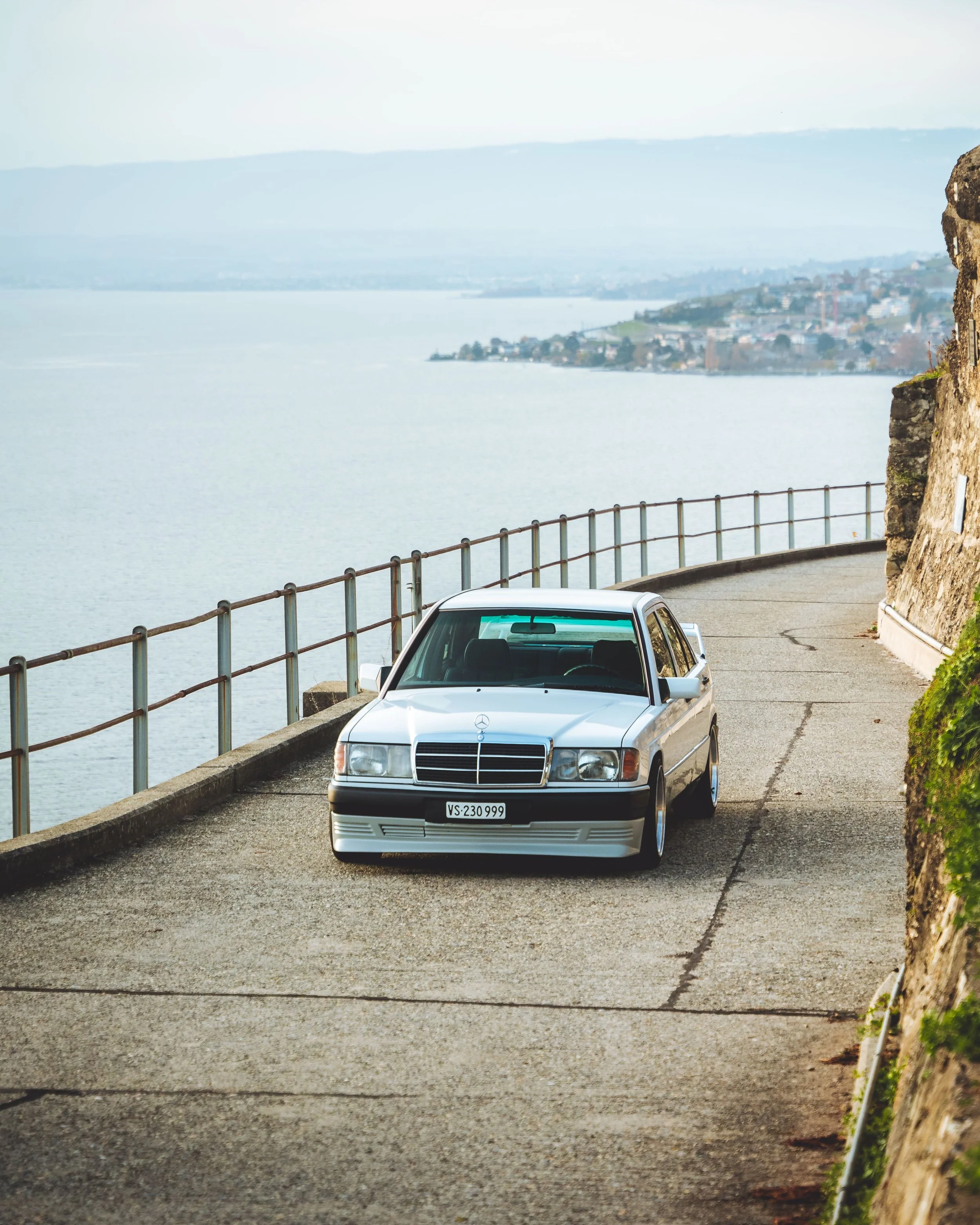 2022_11_24-Mercedes_190E-21.jpg