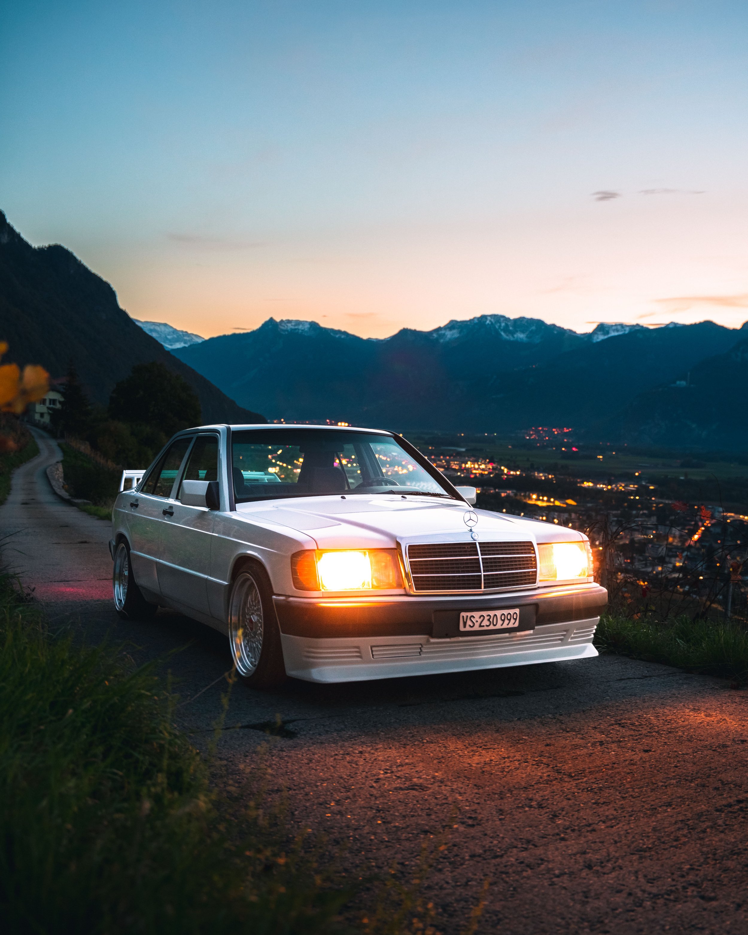 2022_11_07-Mercedes_190E-Villeneuve-19.jpg