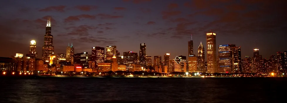 Chicago Tribune reviews "City-Scapes" and "Aqua"