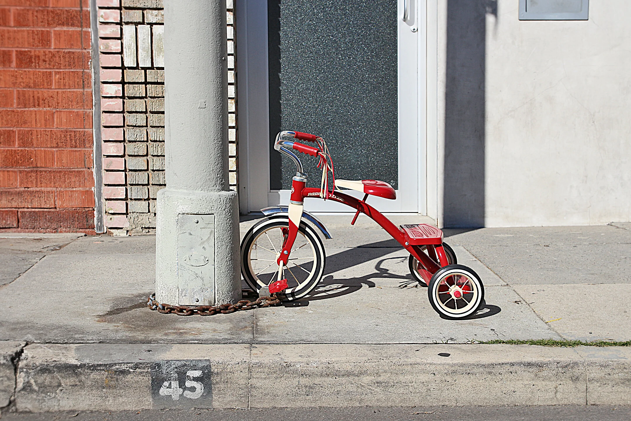 Tricycle_01_FB.jpg