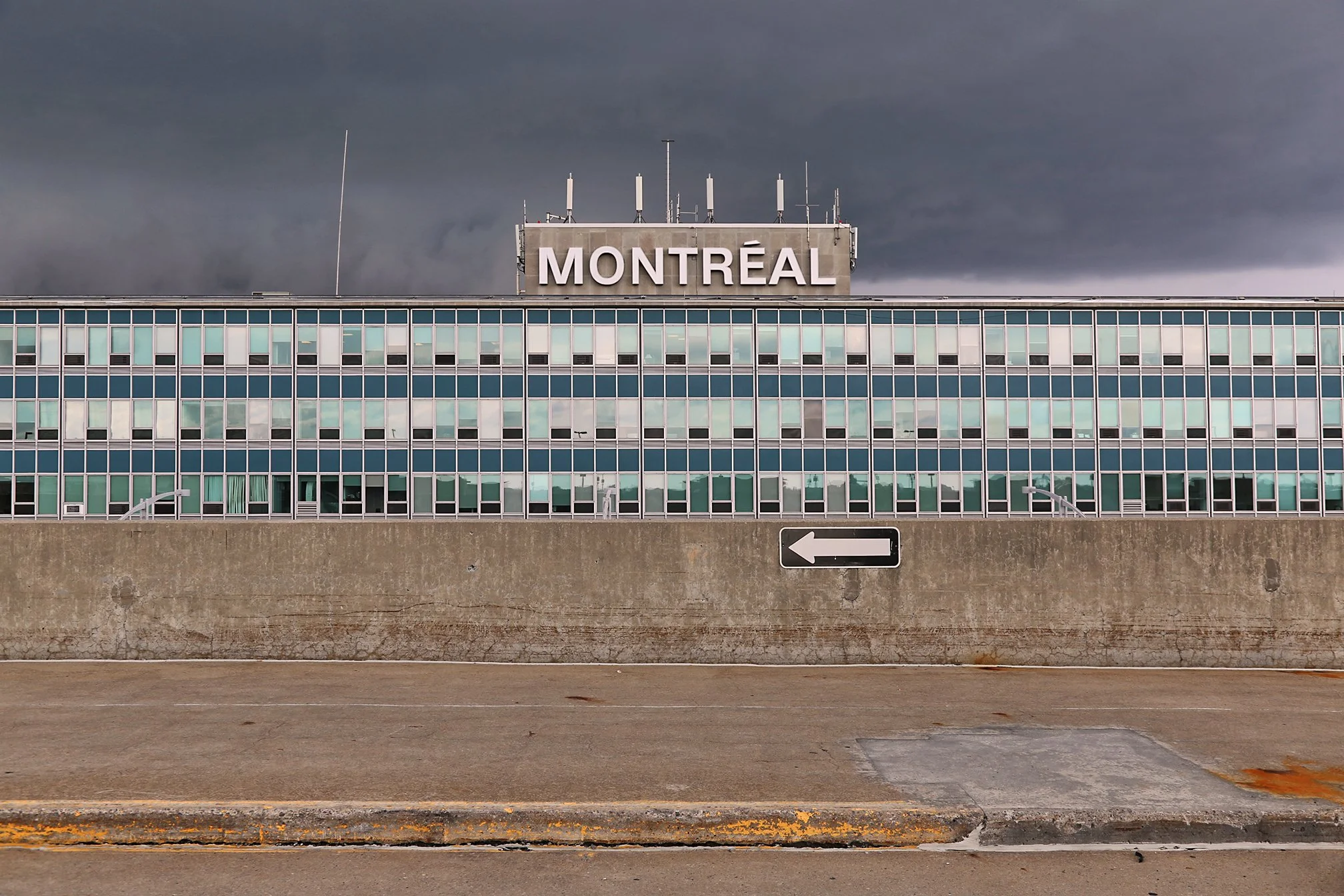 Aeroport_Dorval_FB.jpg
