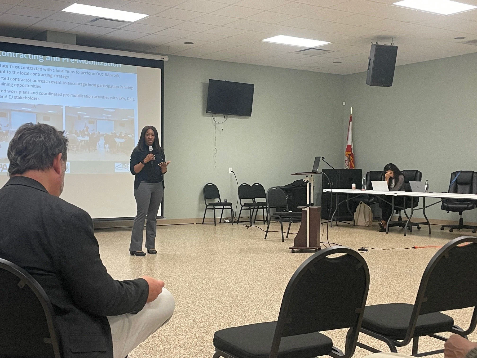 Agencies hold community meeting on Navassa Kerr-McGee Superfund Site