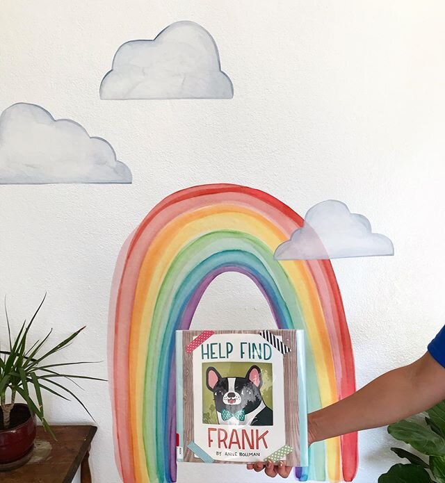 Story time in the rainbow room! 🌈🌈🌈 #kidroom #rainbow #happyplace #storytime  #homedaycare #oaklandbaby #berkeleybaby  #bayareakids #childcare #kidsplay #rie #reggio #backyard #creativekids #happykids #bayareababy #berkeleyparents #oaklandparents 