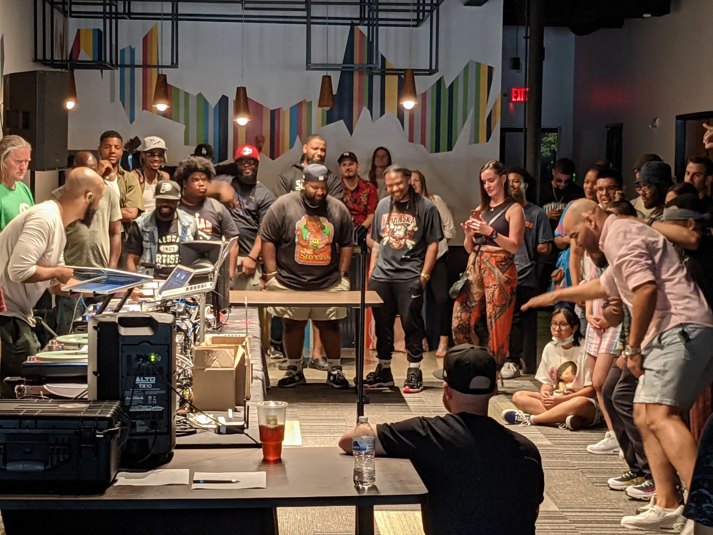 10 East Arts Hub — 10 East Arts