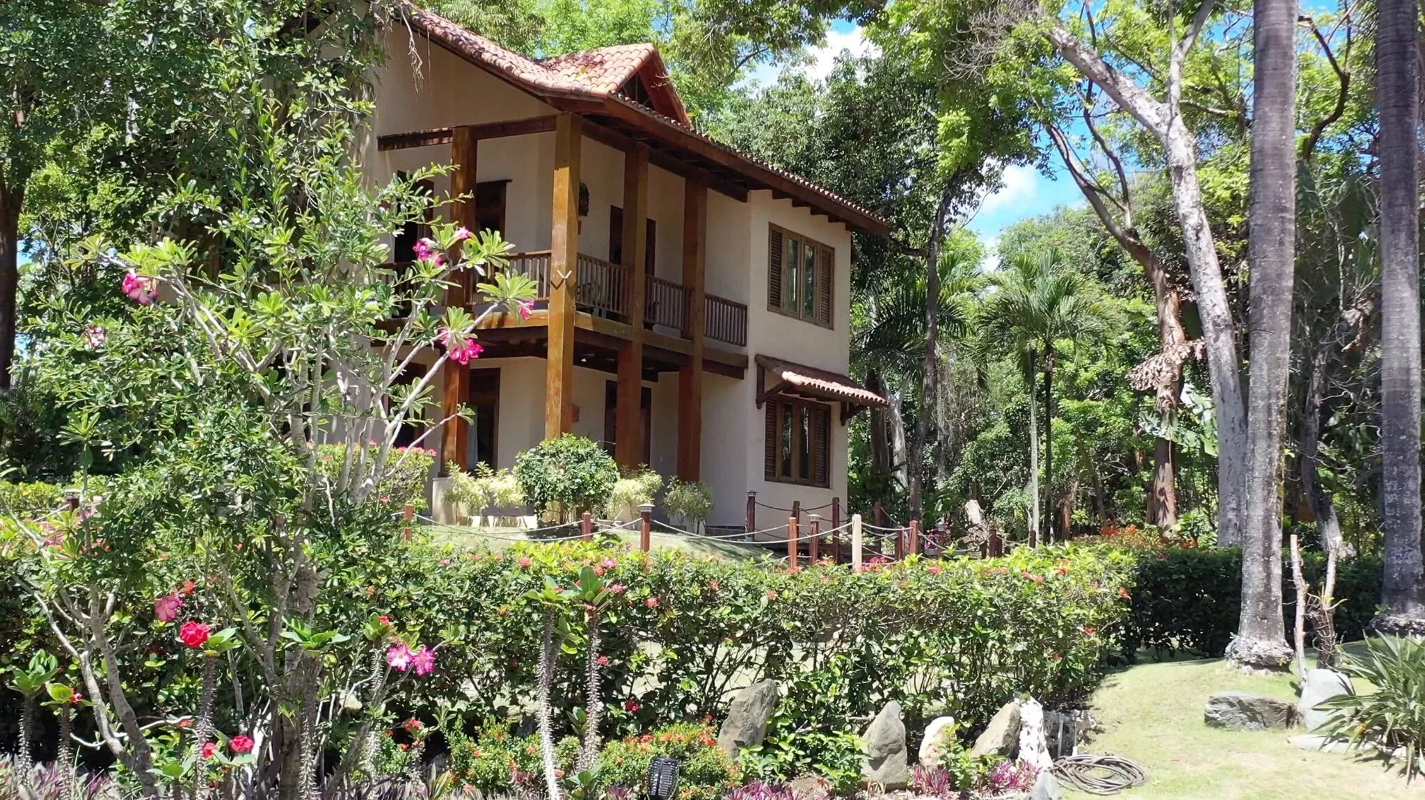 Garden Suites.jpg