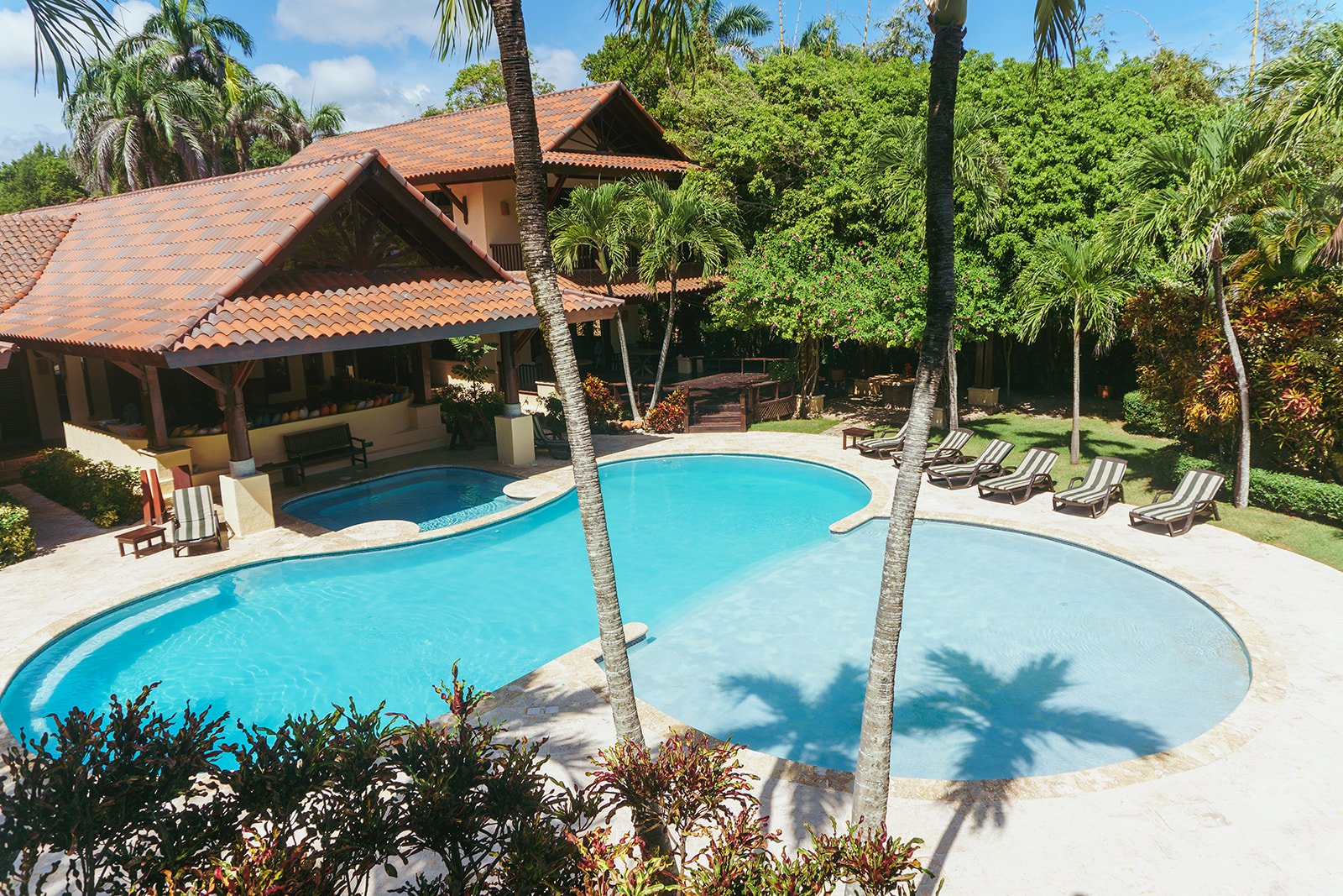 the villa and pool