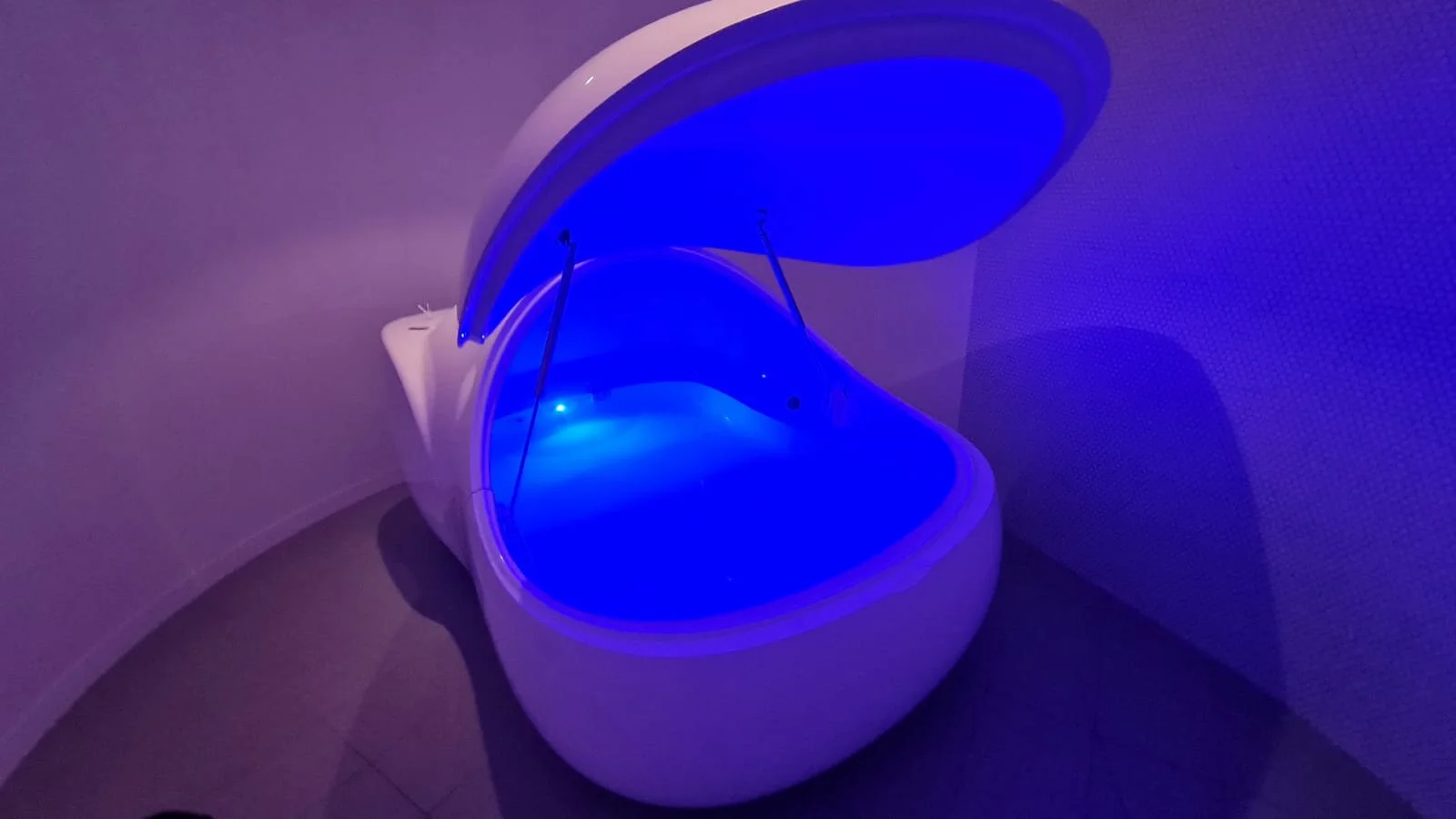 My Floatation Tank experience – from sceptic to convert in one day. Seriously.