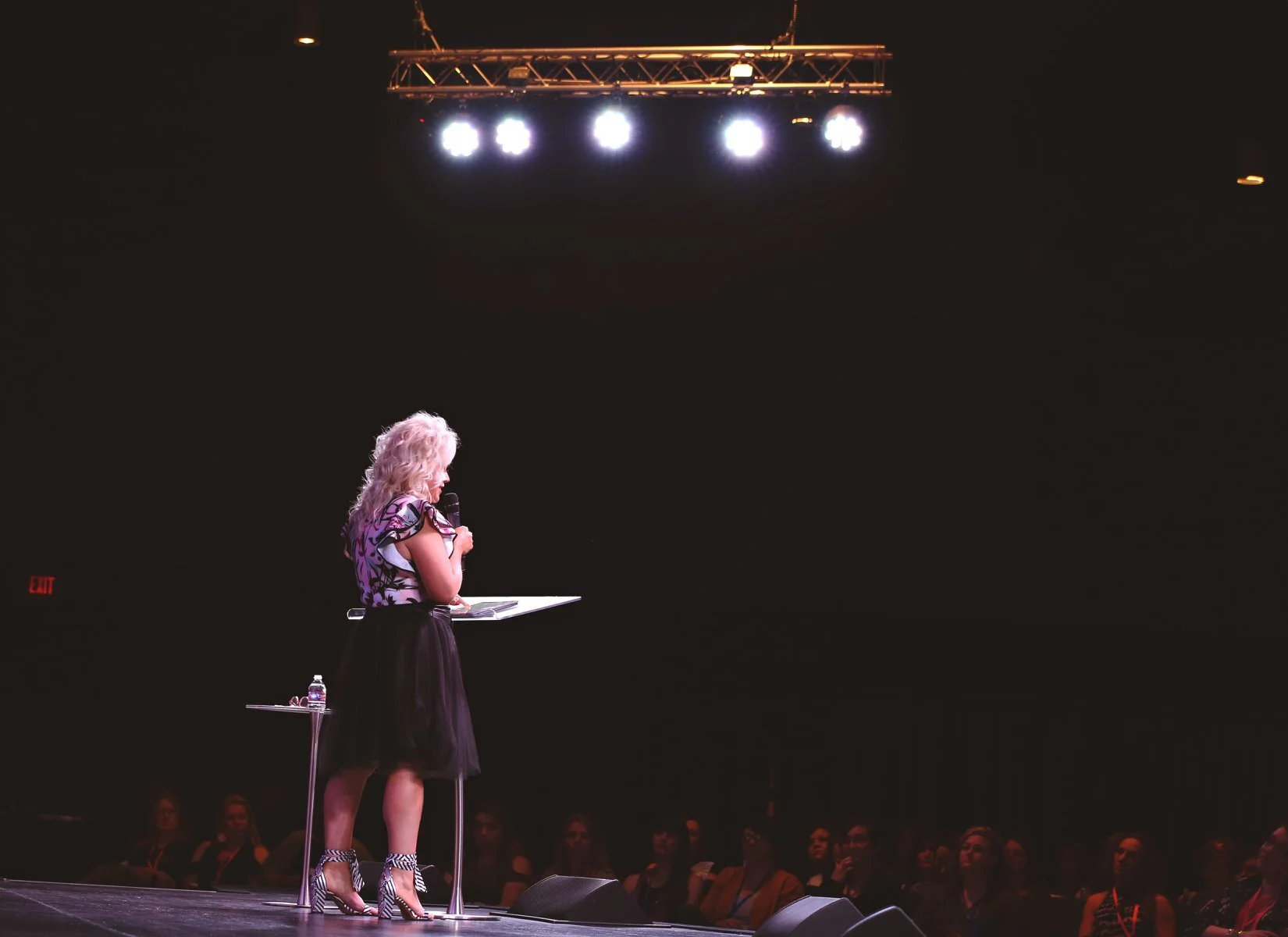 #1,111,111,011: Courage: Your Gateway Drug To Confidence via Amy Porterfield with Jennifer Allwood