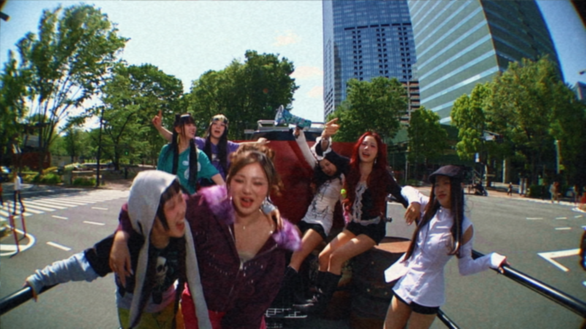 Edit-Oneday-MV.00_01_37_05.静止画009.png