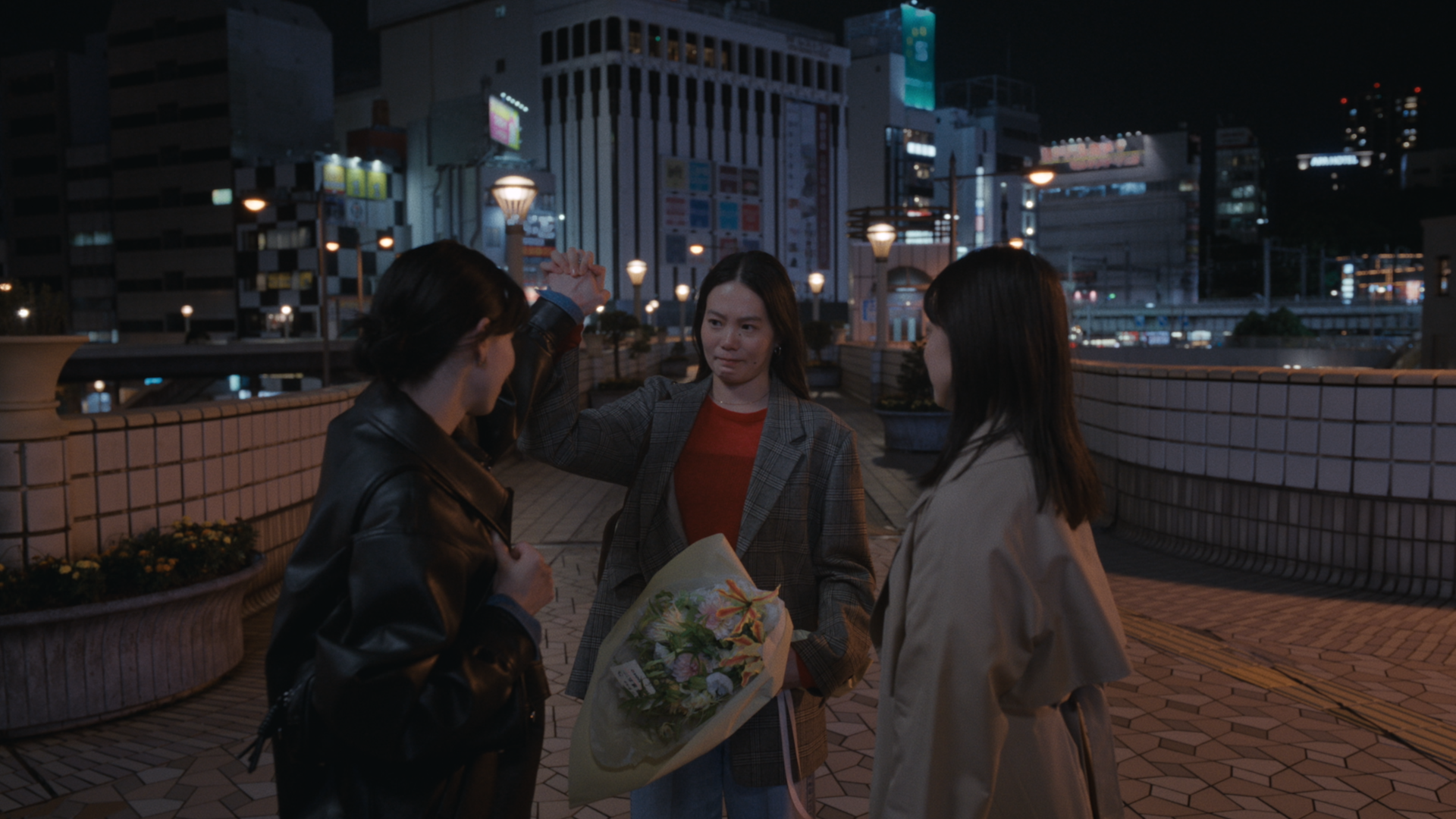 Beams_Women.00_00_39_19.静止画011.png