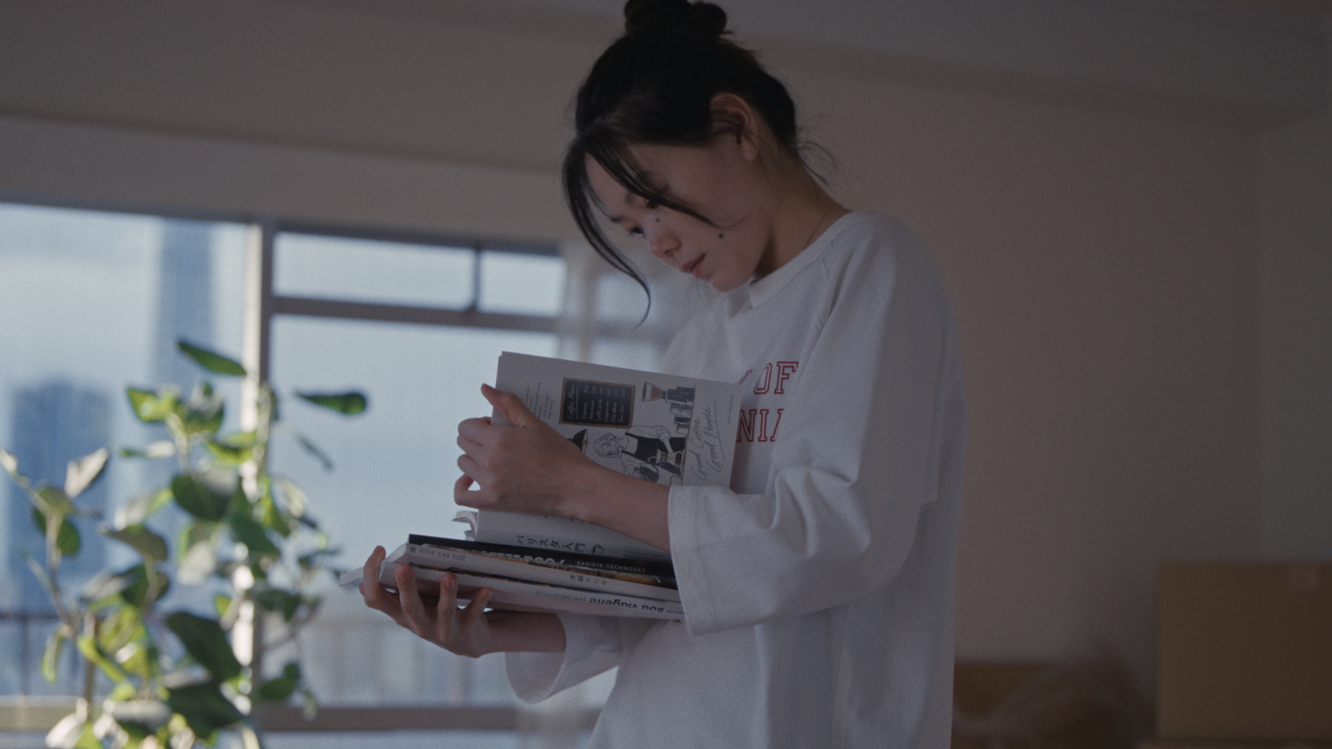 Beams_Women.00_01_06_10.静止画015.png