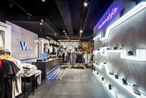 Urban Streetwear Reimagined: A Bold Shop Design by AGC Interior