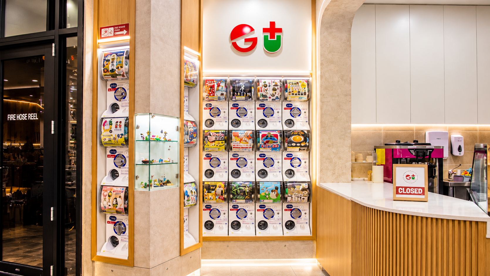 Modern Gacha Café Display Corner.png