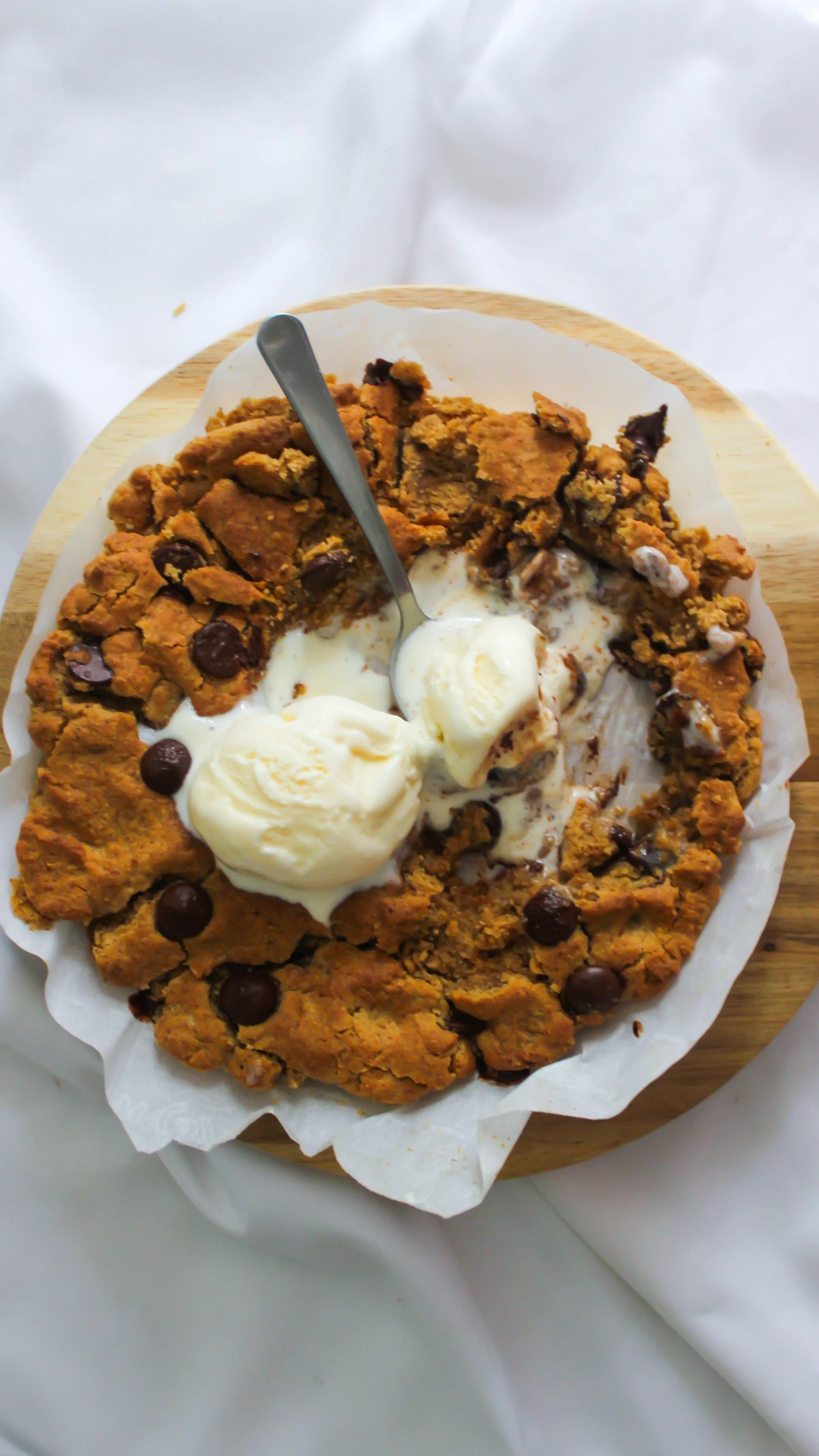 Air Fryer Chocolate Chip Cookie Skillet — salt n sprinkles