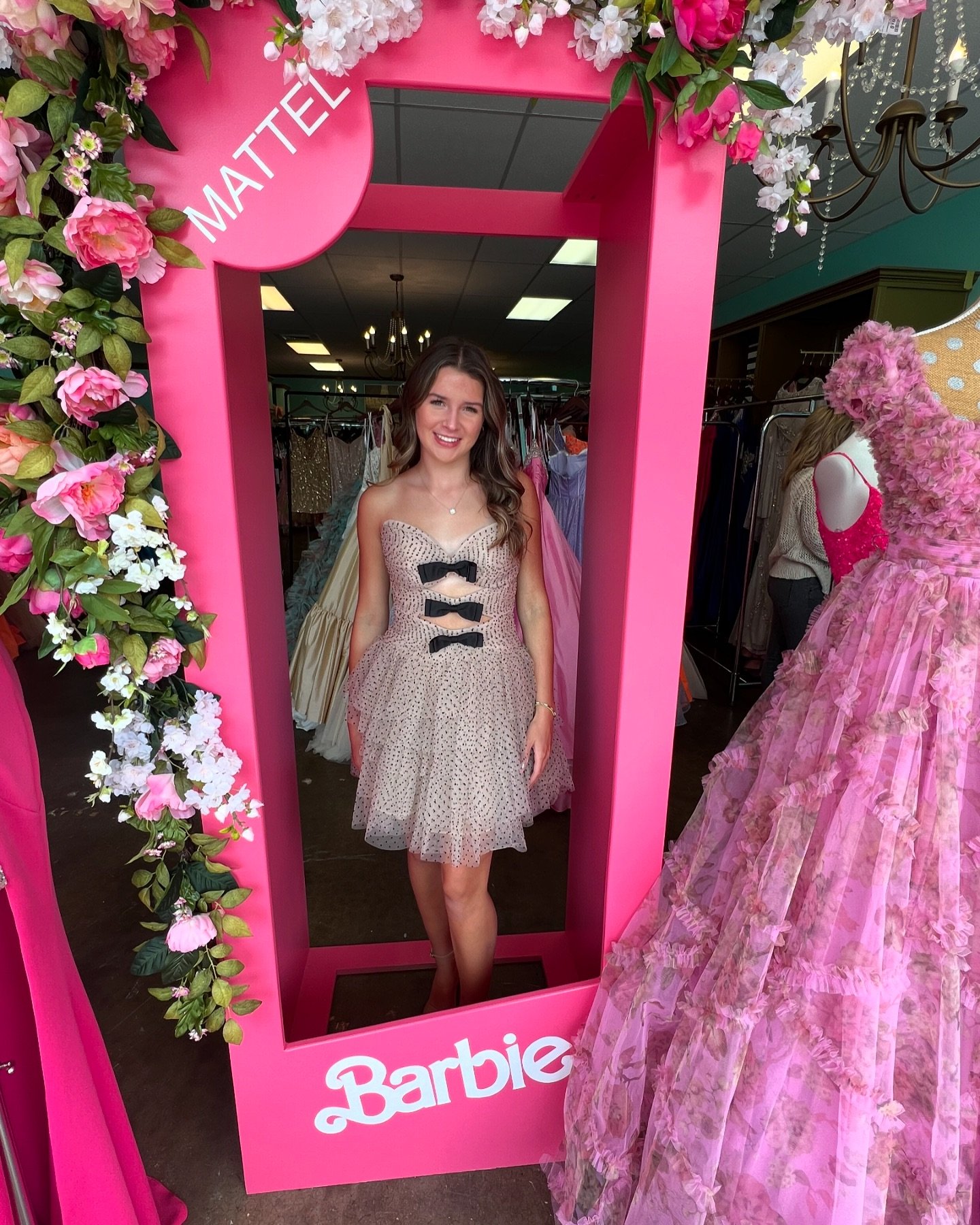 Vintage Barbie moment ✨ met my twin in fashion Sunday @michaelabrost 👩🏼&zwj;🤝&zwj;👩🏻💖😍😍😍