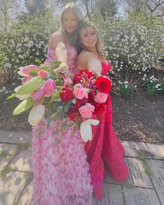 Okay these flowers 😍😍 &amp; Lily in Sherri Hill, you look so pretty! 💕💕❤️💕💕 @lily.grahamcracker

#prom #prom2025 #kansascity #kcprom #stephsprombabe #stephspromkc #sherrihill #prombouquet