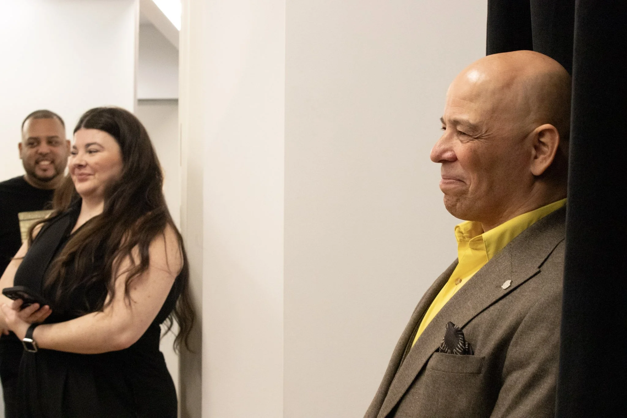 Acknowledging Arthur Aviles from the floor. Also pictured, event support team: Joan Bradford and Roberto E. Ventura 