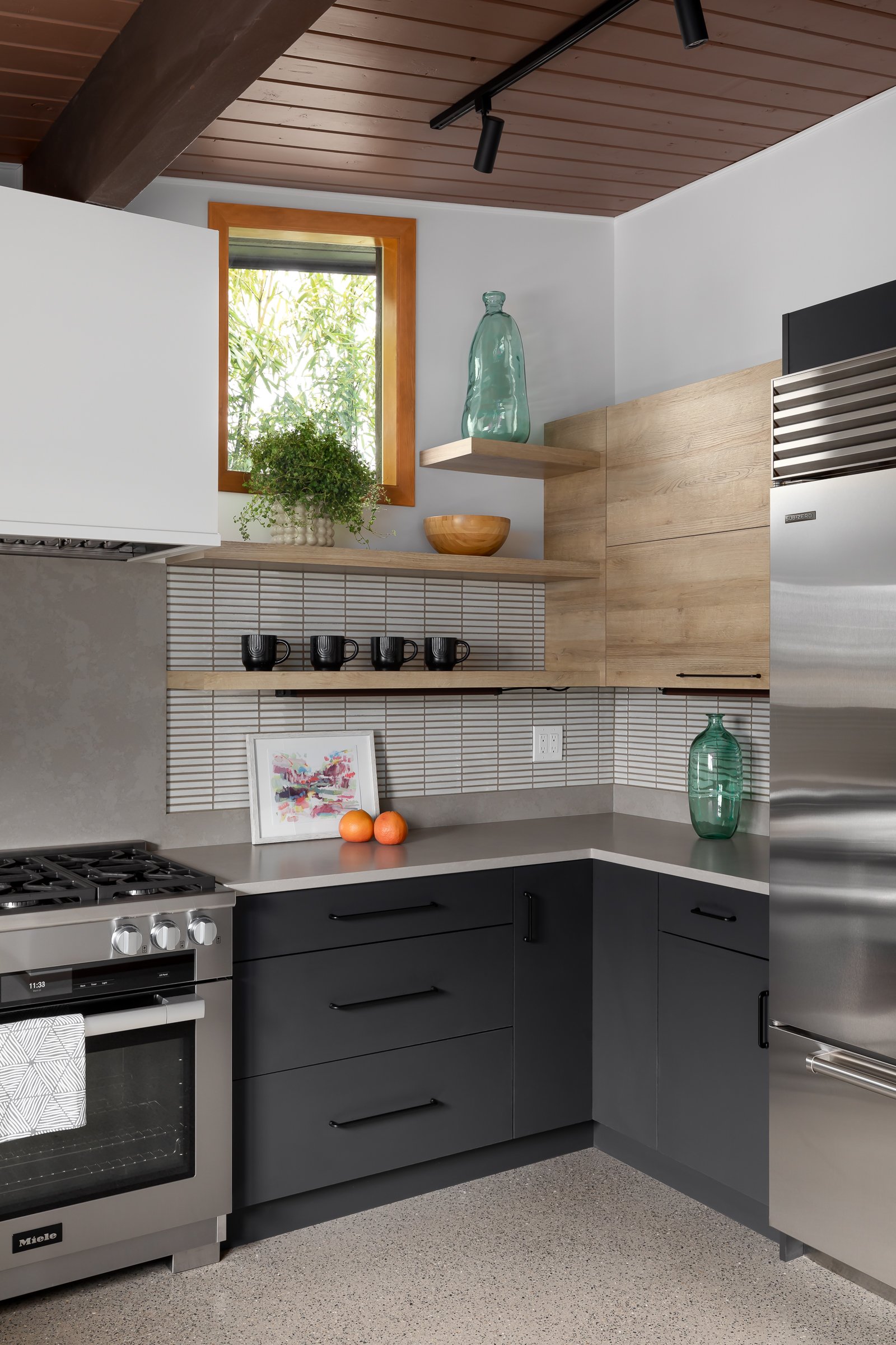 Kirk Riley Design MCM kitchen remodel Alki Low Res 02.jpg
