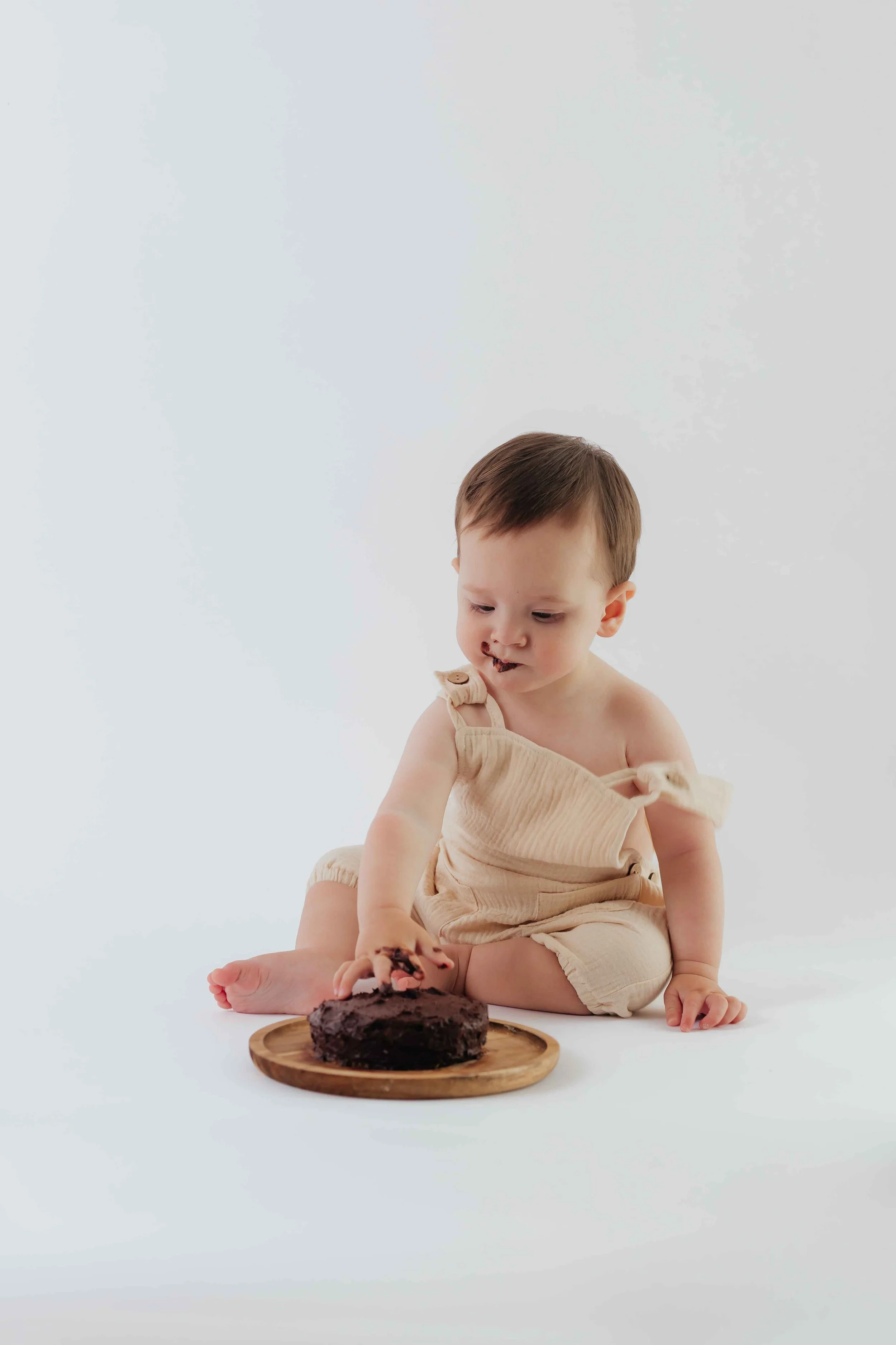 Porter Cake Smash Martinez first birthday photos-3.jpg
