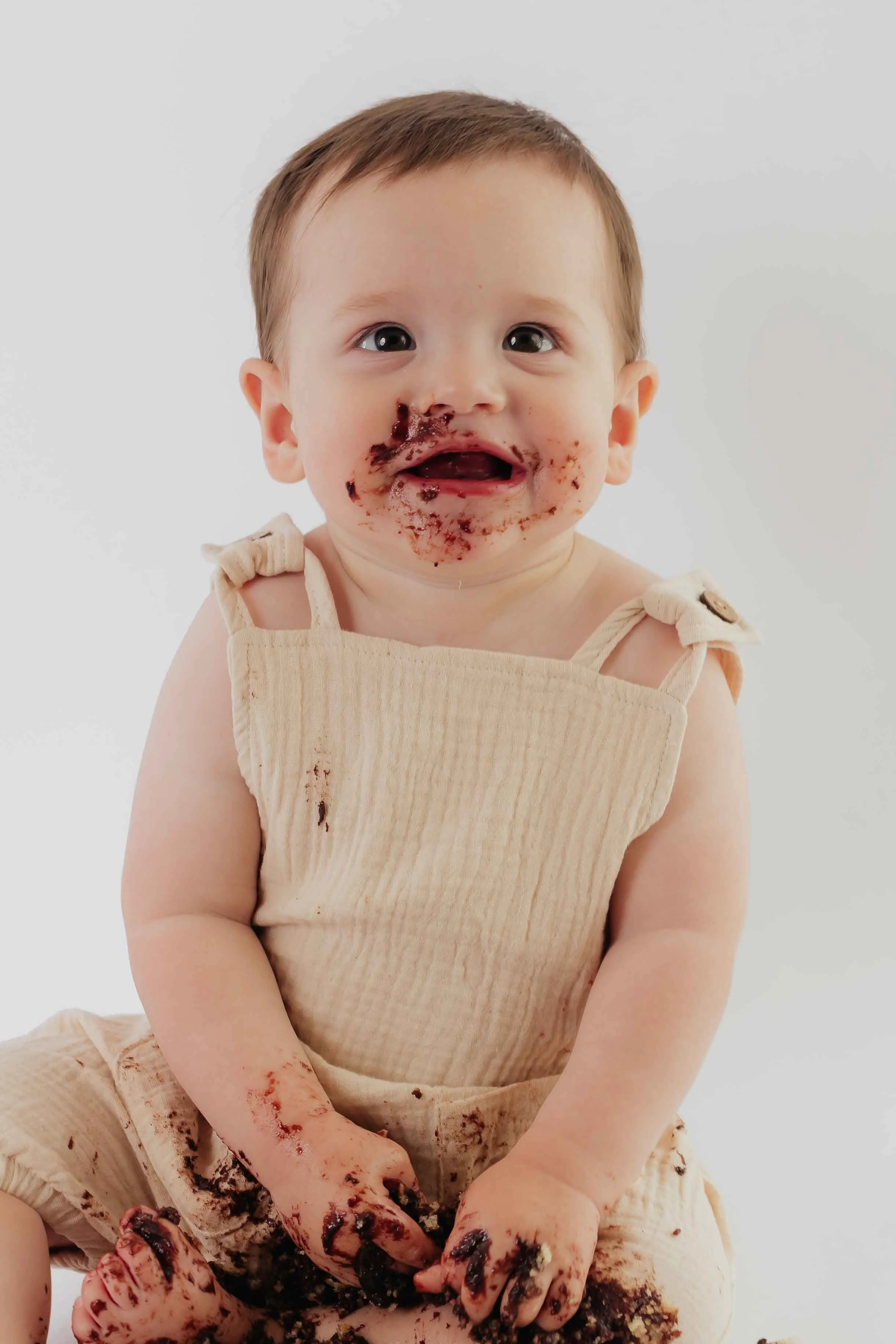 Porter Cake Smash Martinez first birthday photos-12.jpg