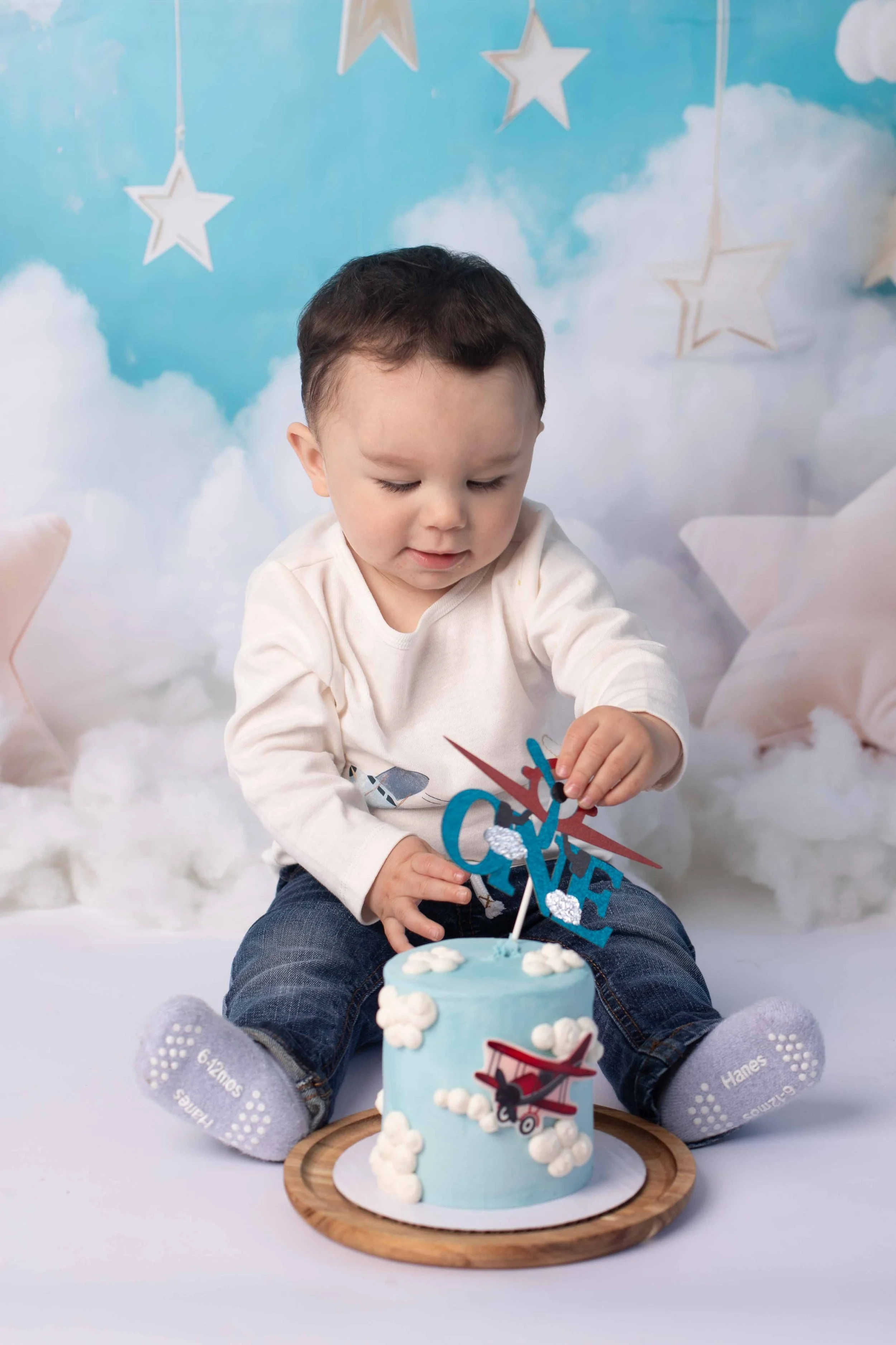 Airplane 1st Birthday Cake Smash.jpg