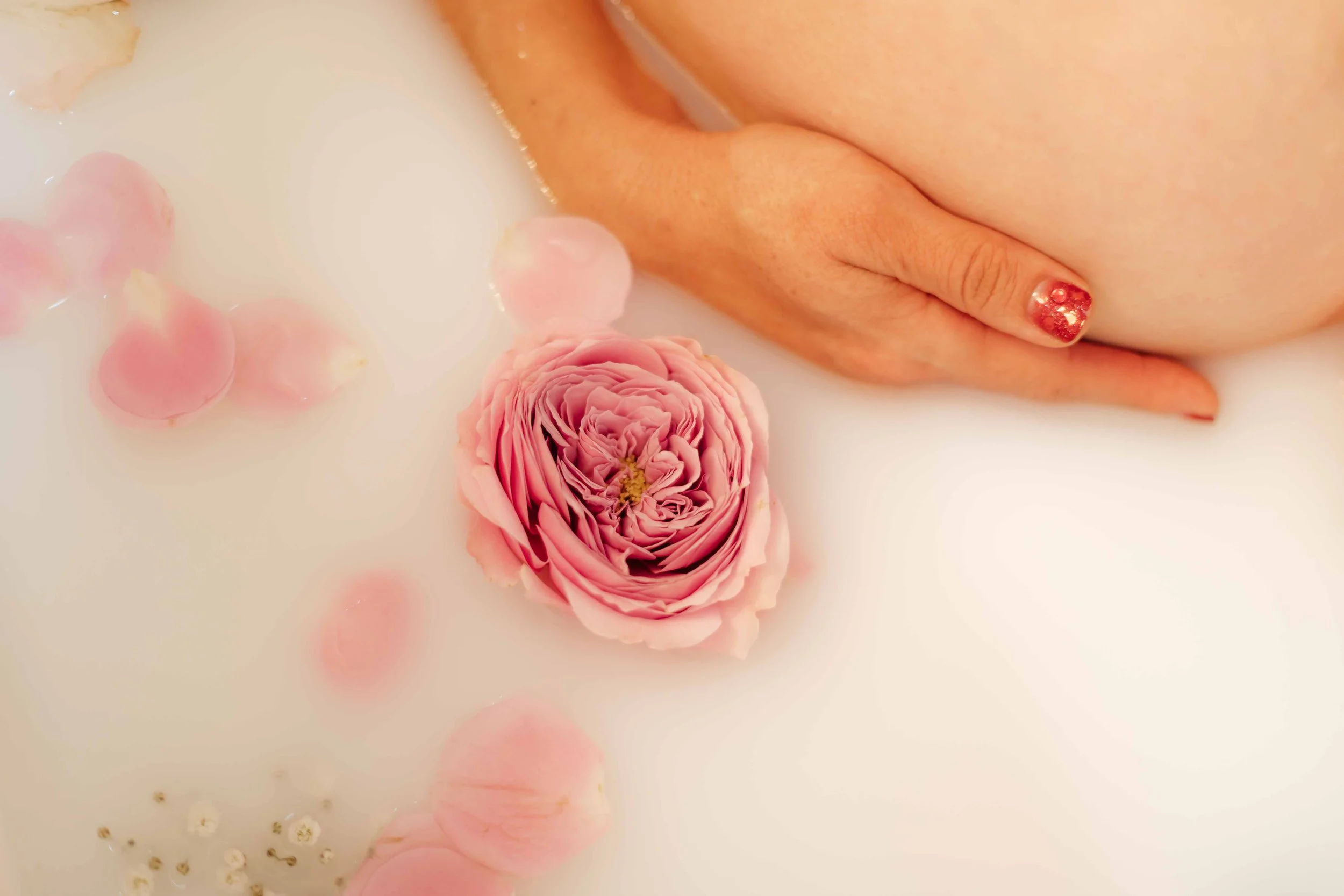 Athena Galgiani Photography Floral Maternity Milk Bath Martinez CA-7.jpg
