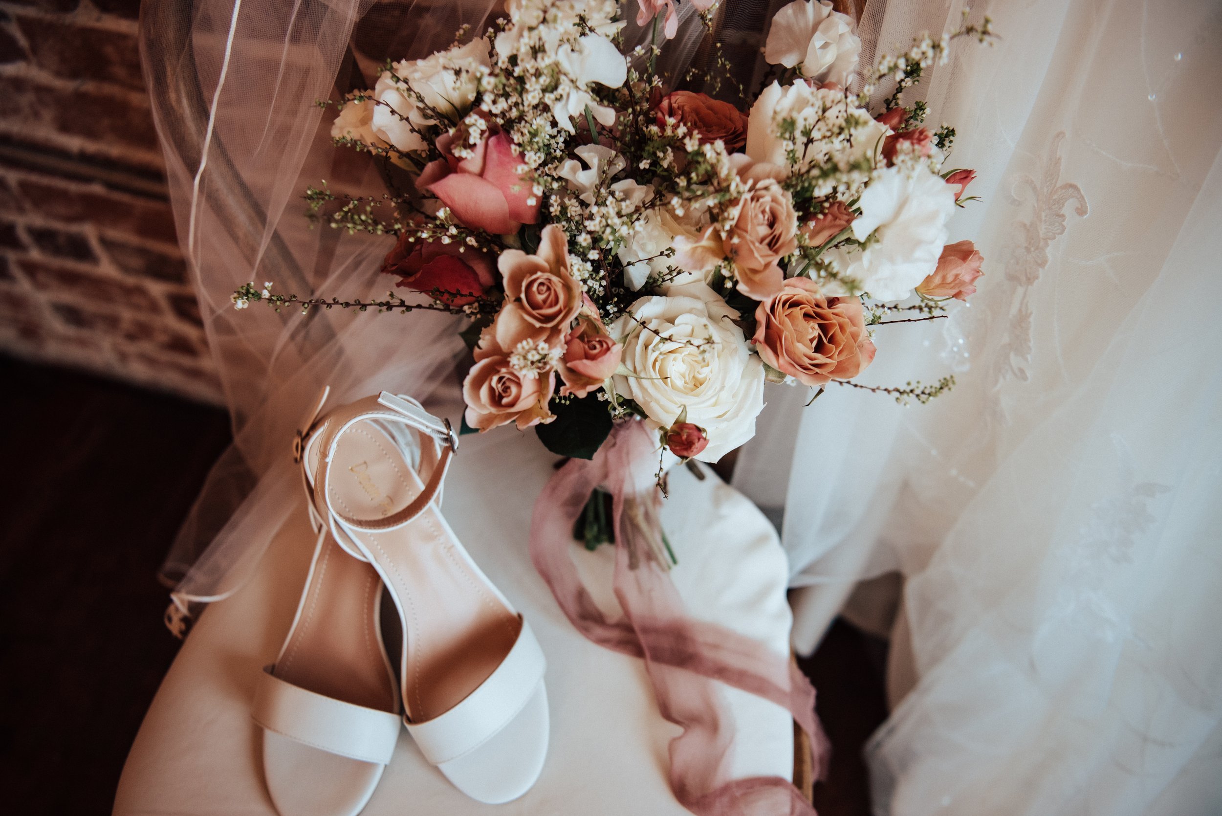 LeeWeddingPreviews-22.jpg