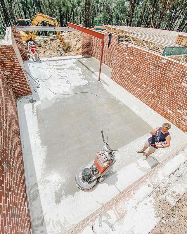 Our remote controlled grinders from @husqvarnaaustralia make our life that much easier!! Featuring our PG680RC working on a surface polish for a new garage. -
-
-
#polishedconcrete #surfacepolish #polishedconcretefloors #pg680rc #floorgrindingequipme