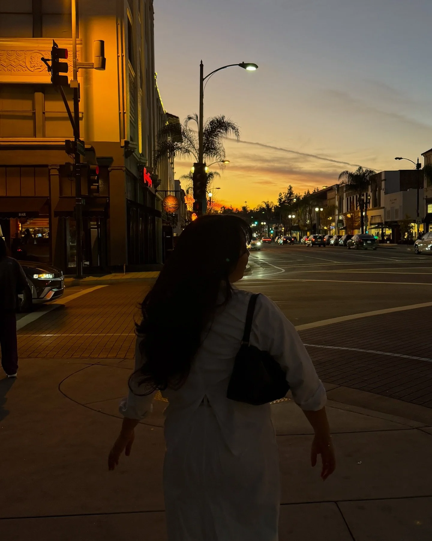 LA spring sunsets 🌆

&bull;
&bull;
&bull;
#whatiworetoday #springootd #sunsetvibes