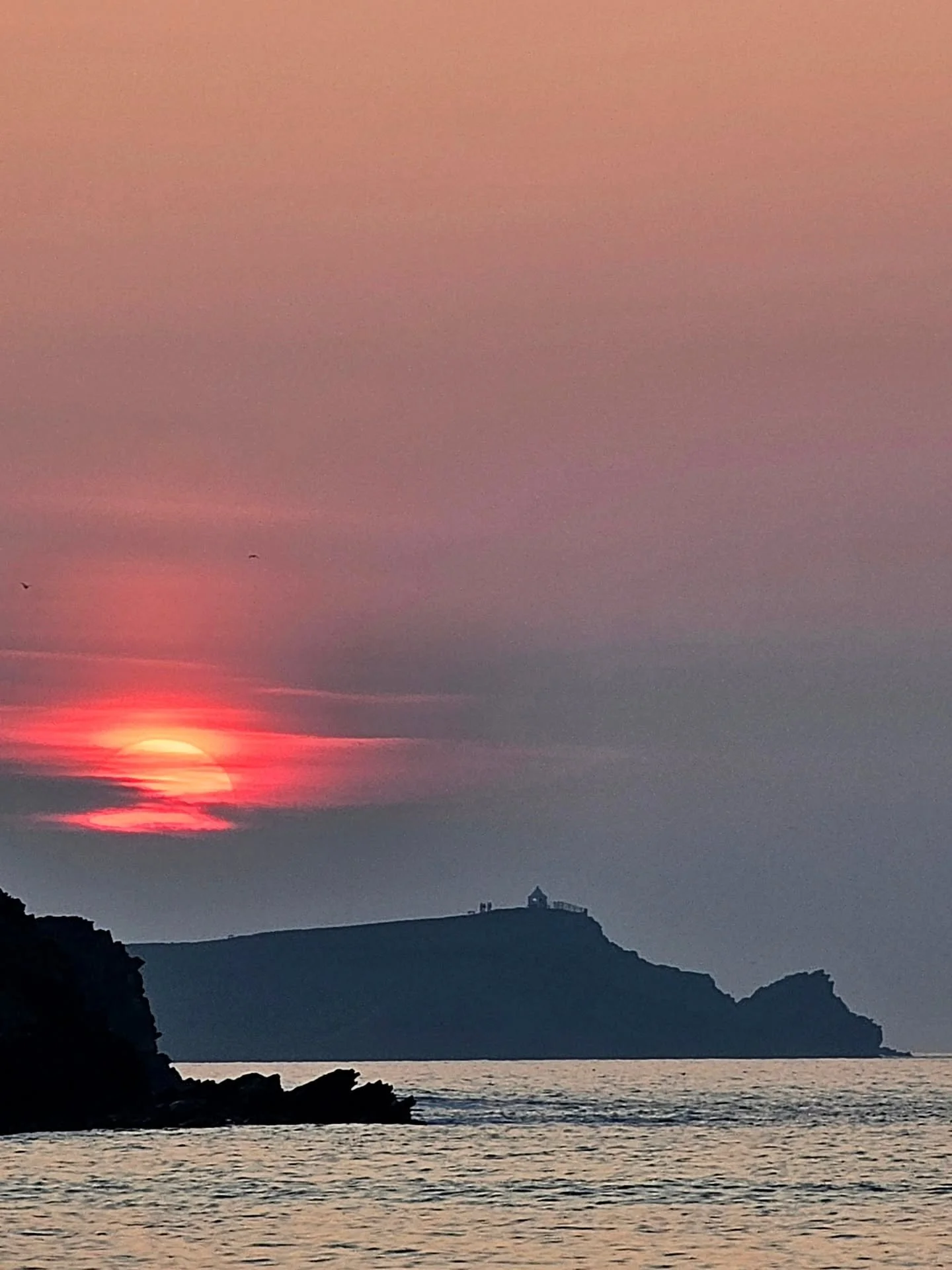 😍 Sunsets at home this week though...