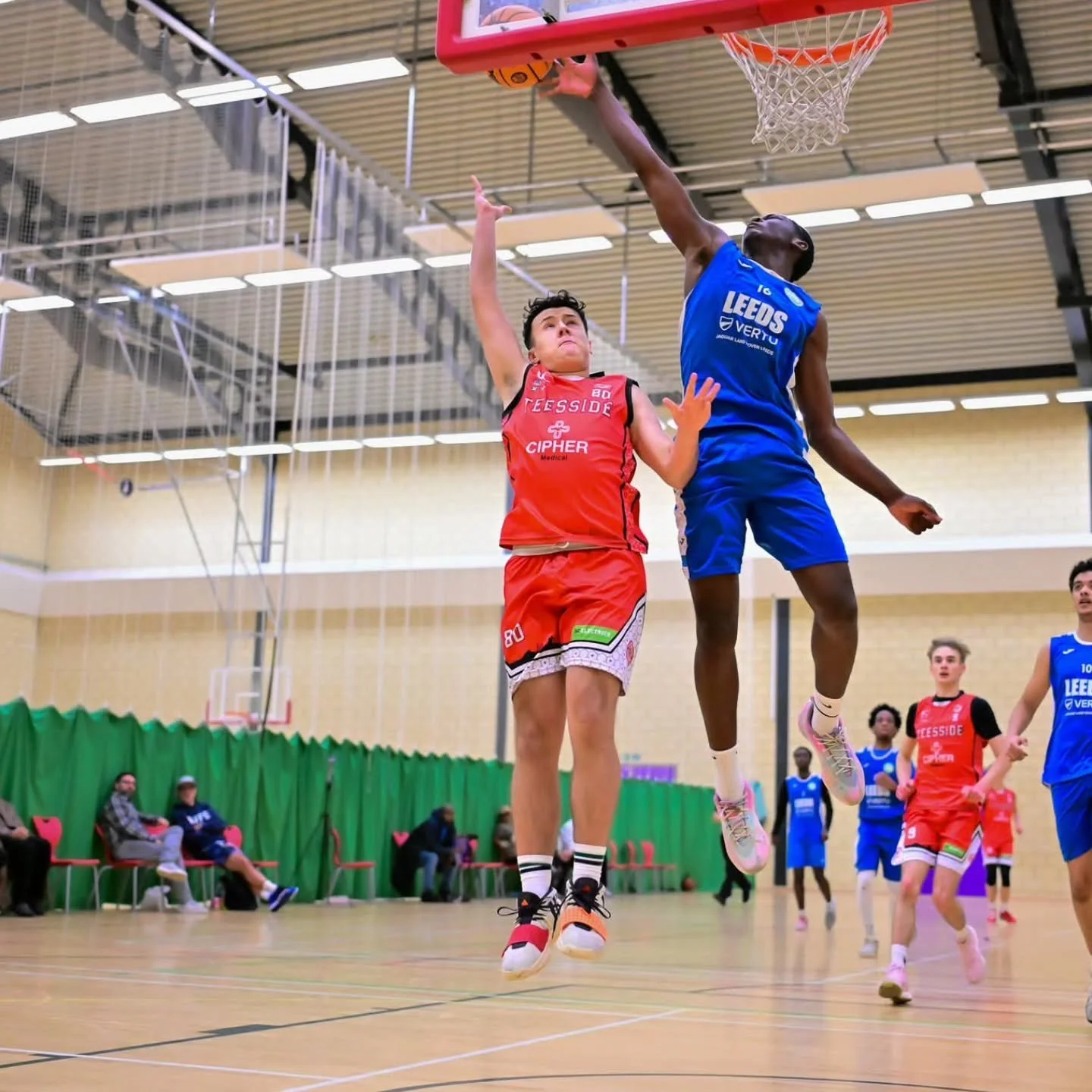What's the vert ⁉️ 🦅 ✈️

A great shot of @kai_balllout taking flight in the u16s win over Teesside yesterday 🏀

Shot by @cuff_photography 

#leeds #ldm #basketball #u16s #vert #BritishBasketball