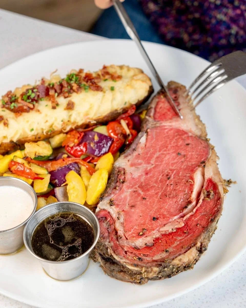 🥩 Double the deals today and every Monday!
🔥 BOGO Prime Rib French Dips from 11 AM&ndash;3 PM
🔥 BOGO 12oz Herb Prime Rib all day long

#primerib #primeribspecial #exploregrandscape #dfwfoodie #dfwrestaurants

📍5774 Grandscape Blvd Ste 205, The Co