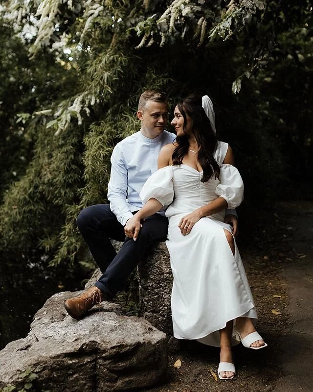 Let’s hope this summer is filled with more sweet sessions like this one π€ #engagementphotos #londonphotographer