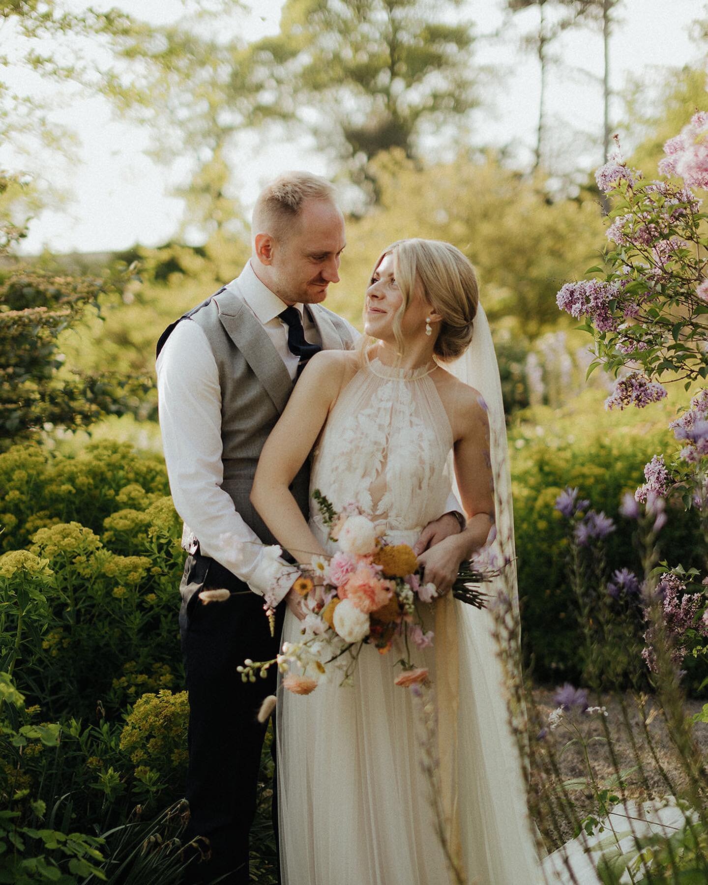 A sunny, warm May Day for Jen &amp; Tom. 
- 
Venue: @middletonlodge 
Florals: @daisyhobanfloral 
MUA: : @amy.george.makeup 
Videography: @_greenbiscuit_ 
Hair: @kellyhankshairdesign