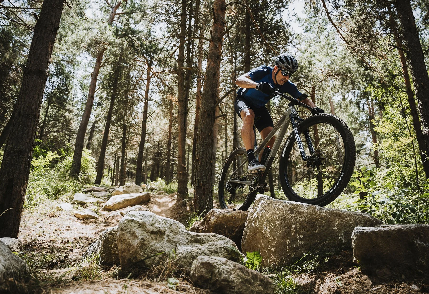 24-merida-mountainbikes-bignine-carbon.jpg