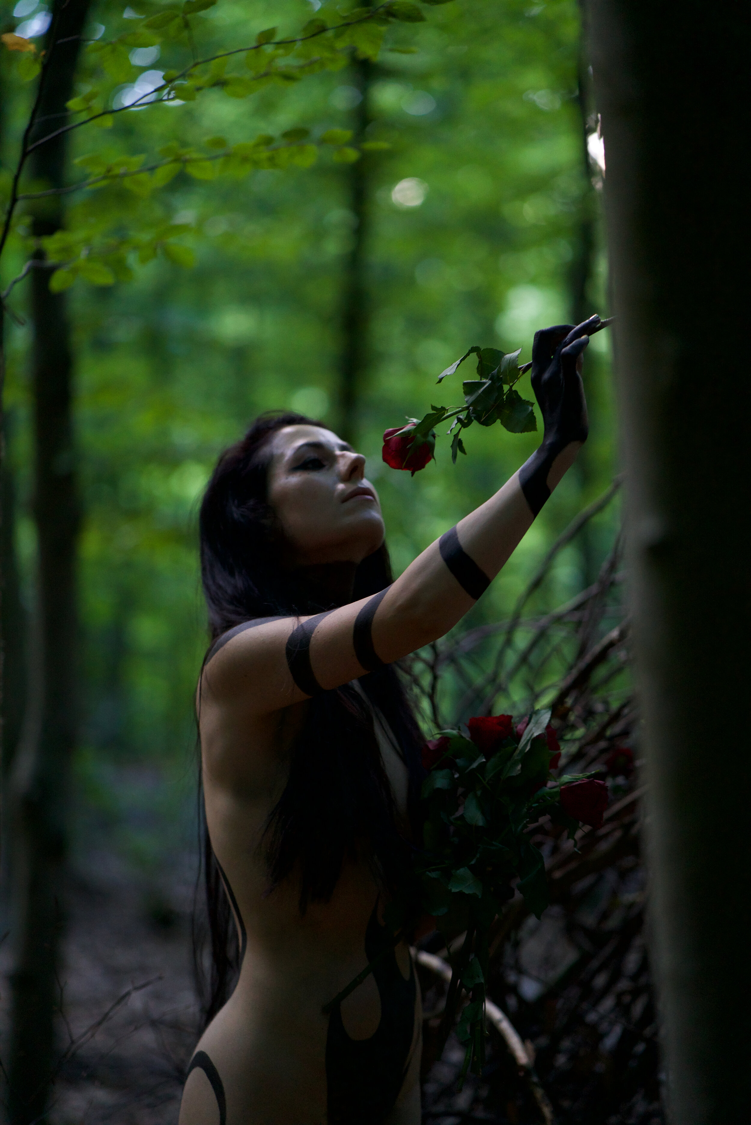 The natural goddess. @sensual.healing nude pics